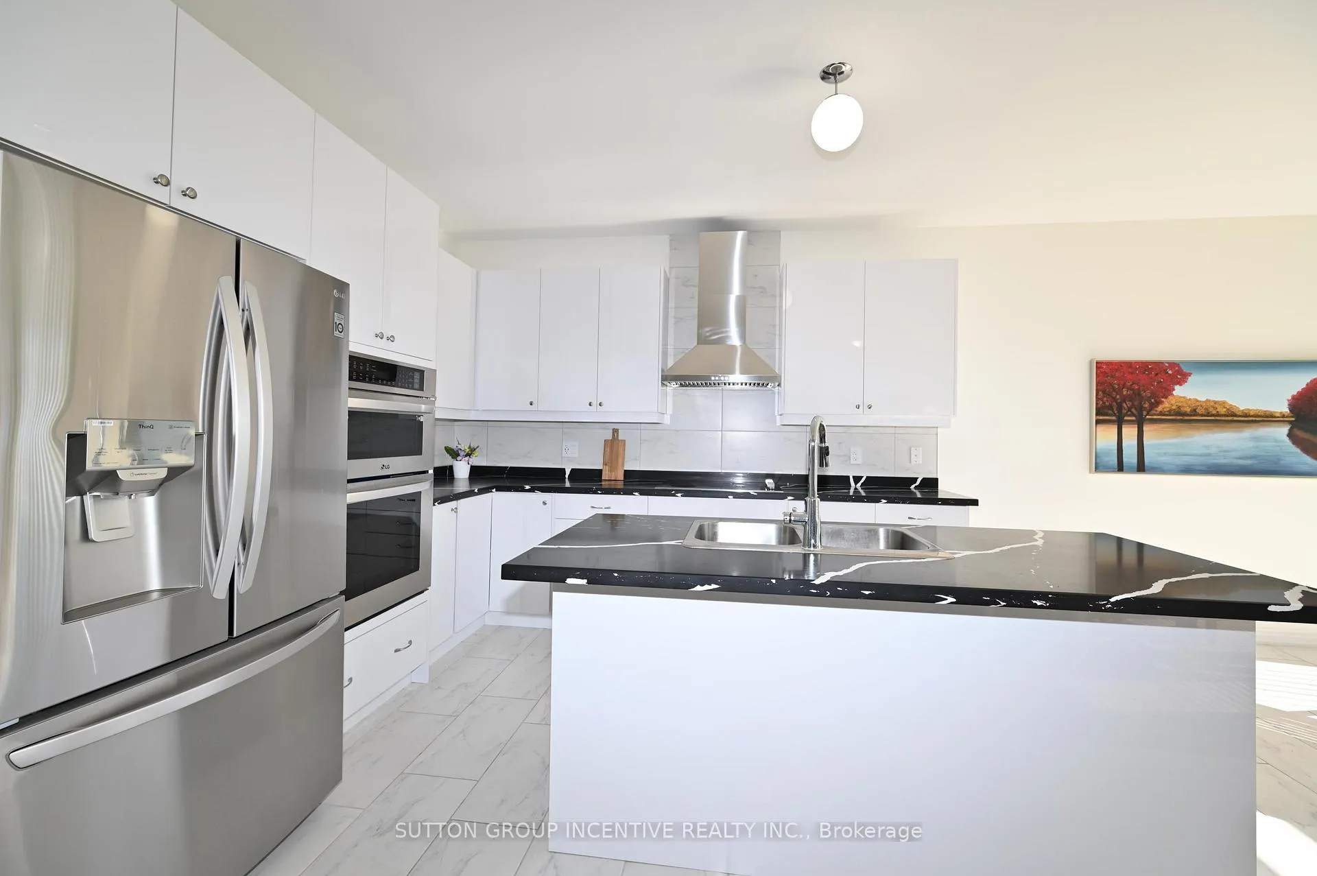 Photo 19 of 23 Beatrice Drive, Wasaga Beach — HOMEH