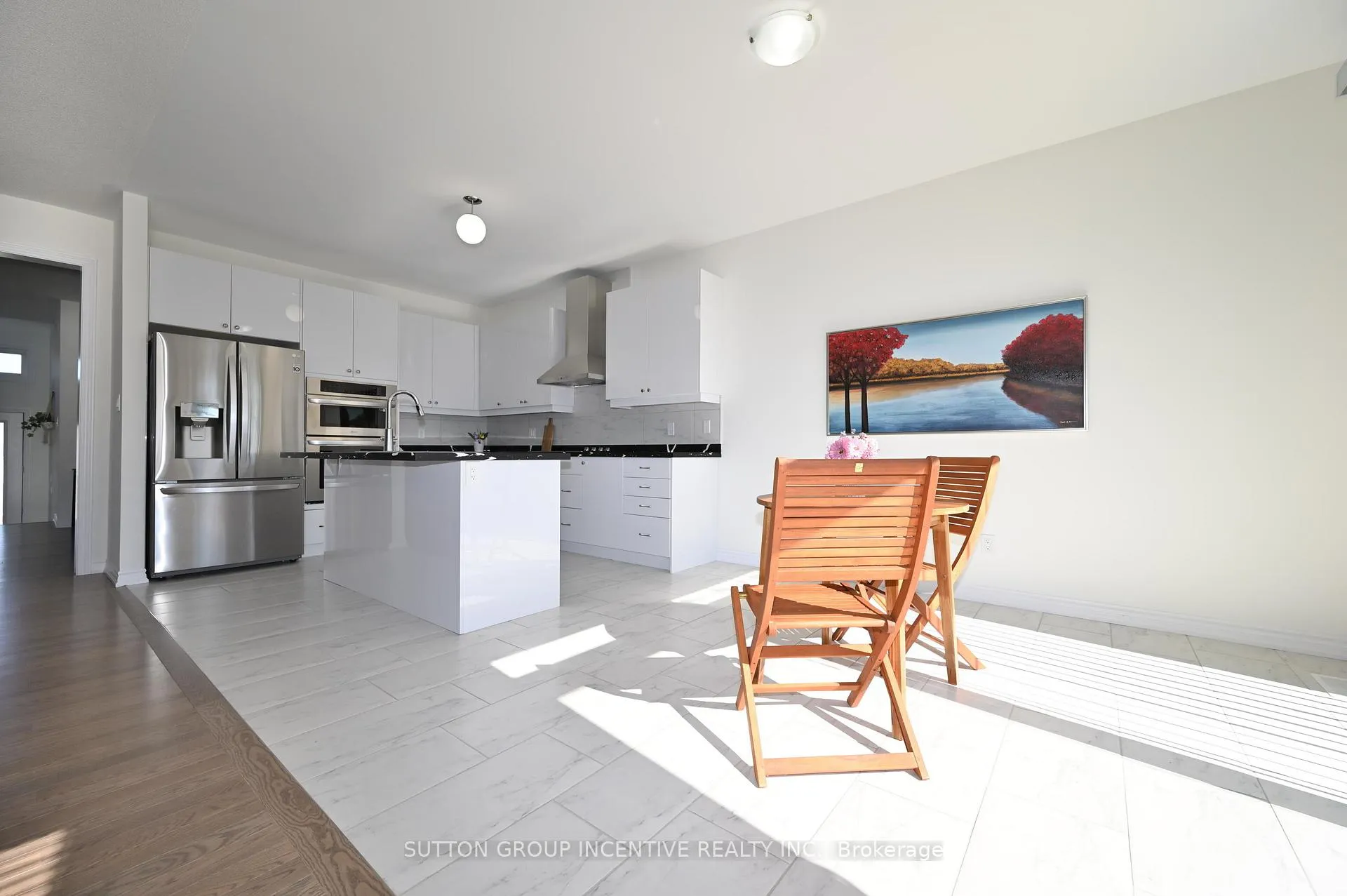Photo 20 of 23 Beatrice Drive, Wasaga Beach — HOMEH