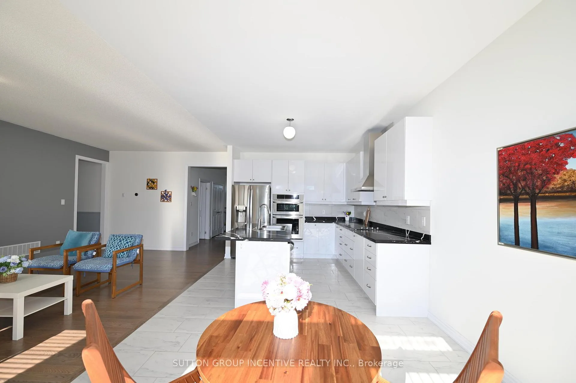 Photo 21 of 23 Beatrice Drive, Wasaga Beach — HOMEH