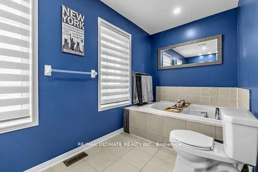 Photo 7 of 255 Torbarrie Road E, North York, Downsview-Roding-CFB — HOMEH
