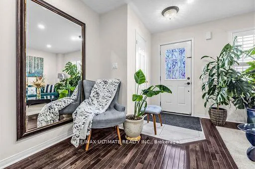 Photo 17 of 255 Torbarrie Road E, North York, Downsview-Roding-CFB — HOMEH