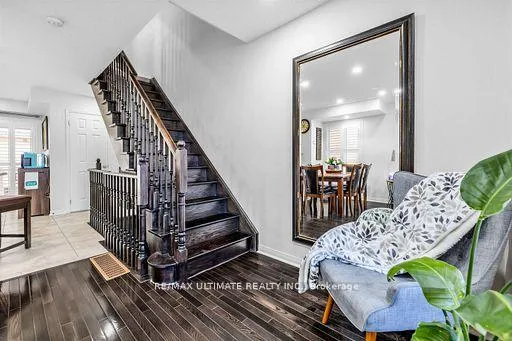 Photo 23 of 255 Torbarrie Road E, North York, Downsview-Roding-CFB — HOMEH