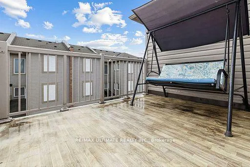 Photo 32 of 255 Torbarrie Road E, North York, Downsview-Roding-CFB — HOMEH