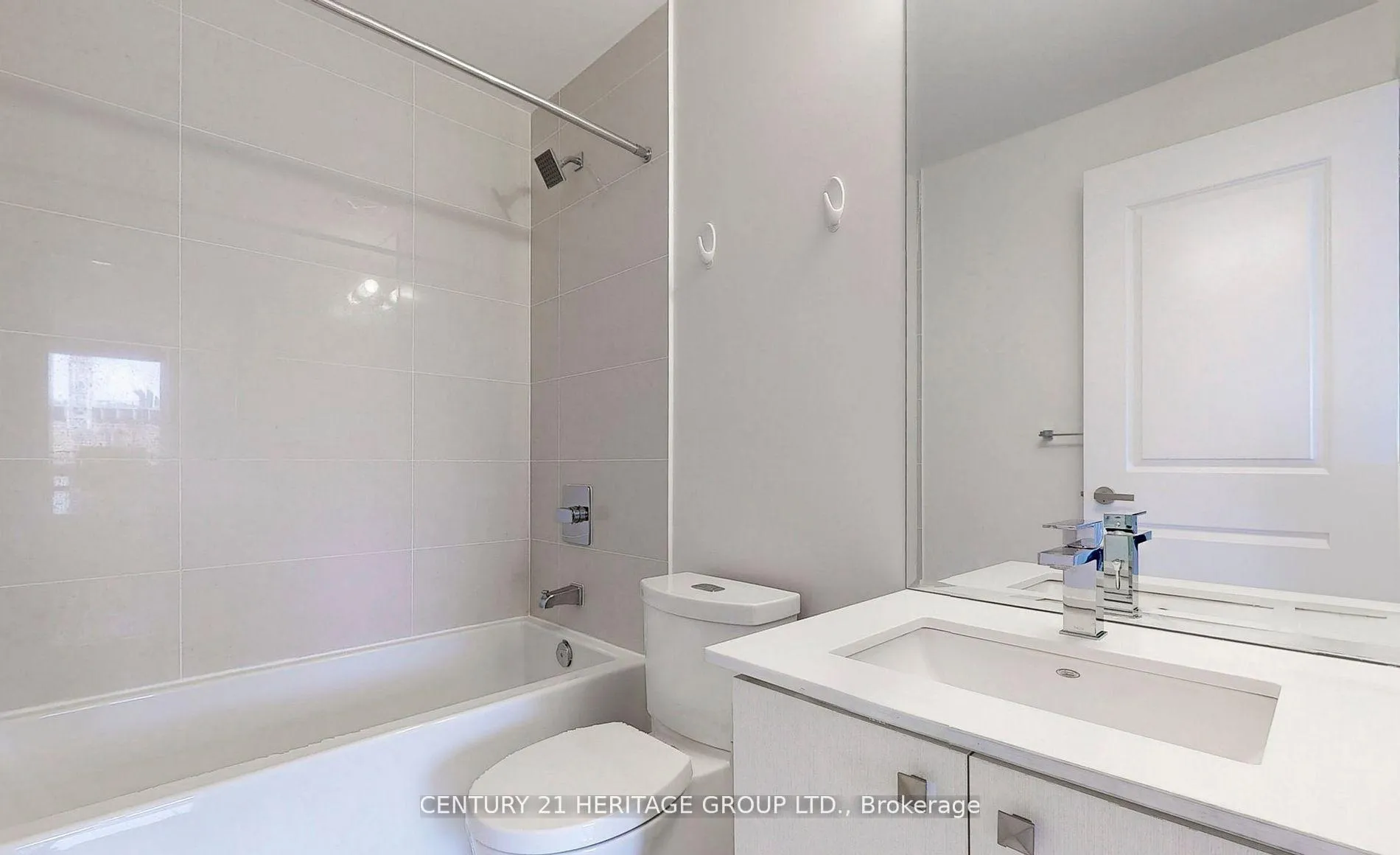 Photo 5 of Unit 1512, 9085 Jane Street, Vaughan, Concord — HOMEH