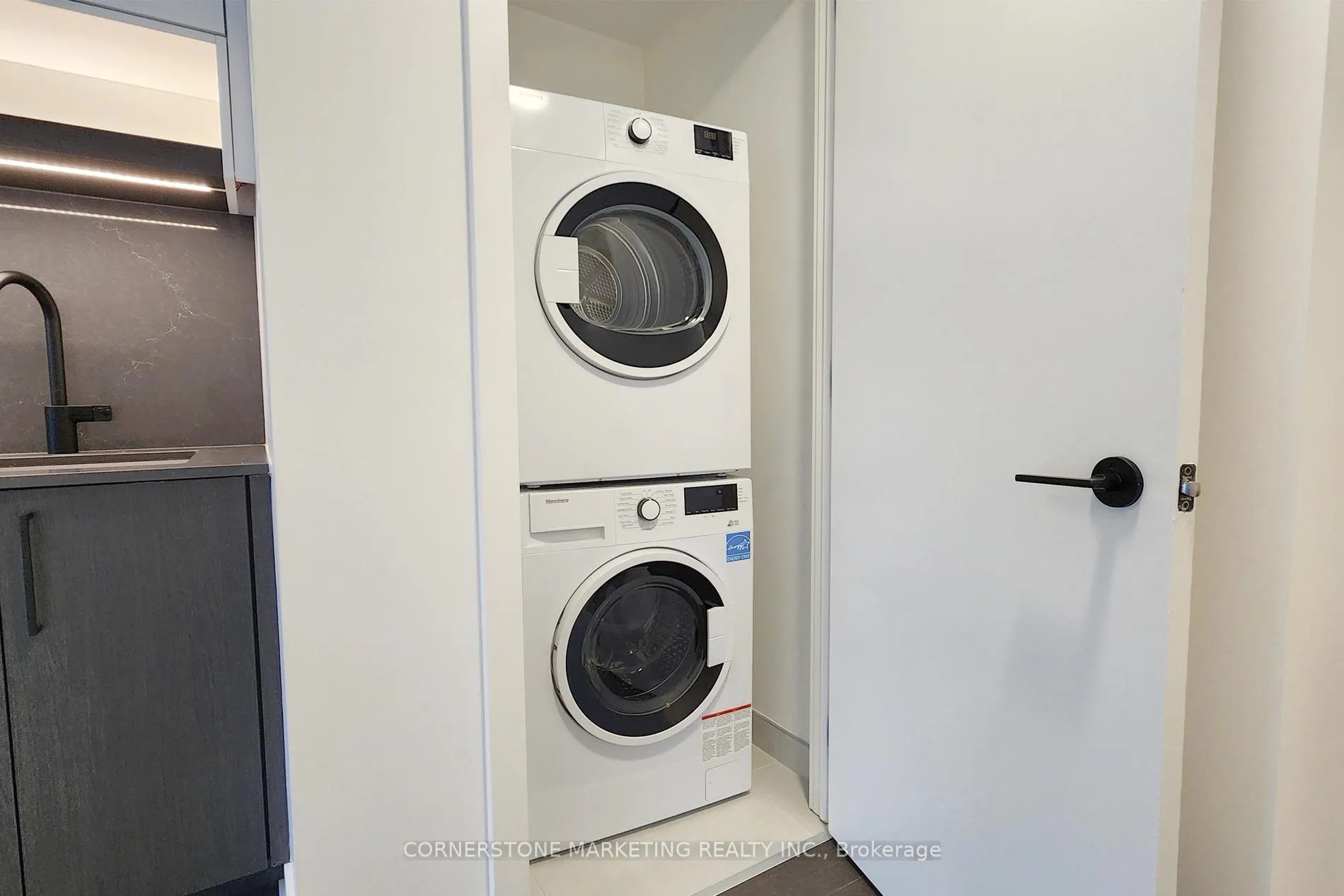 Photo 16 of Unit 512, 91 Montclair Avenue, Toronto, Forest Hill South — HOMEH