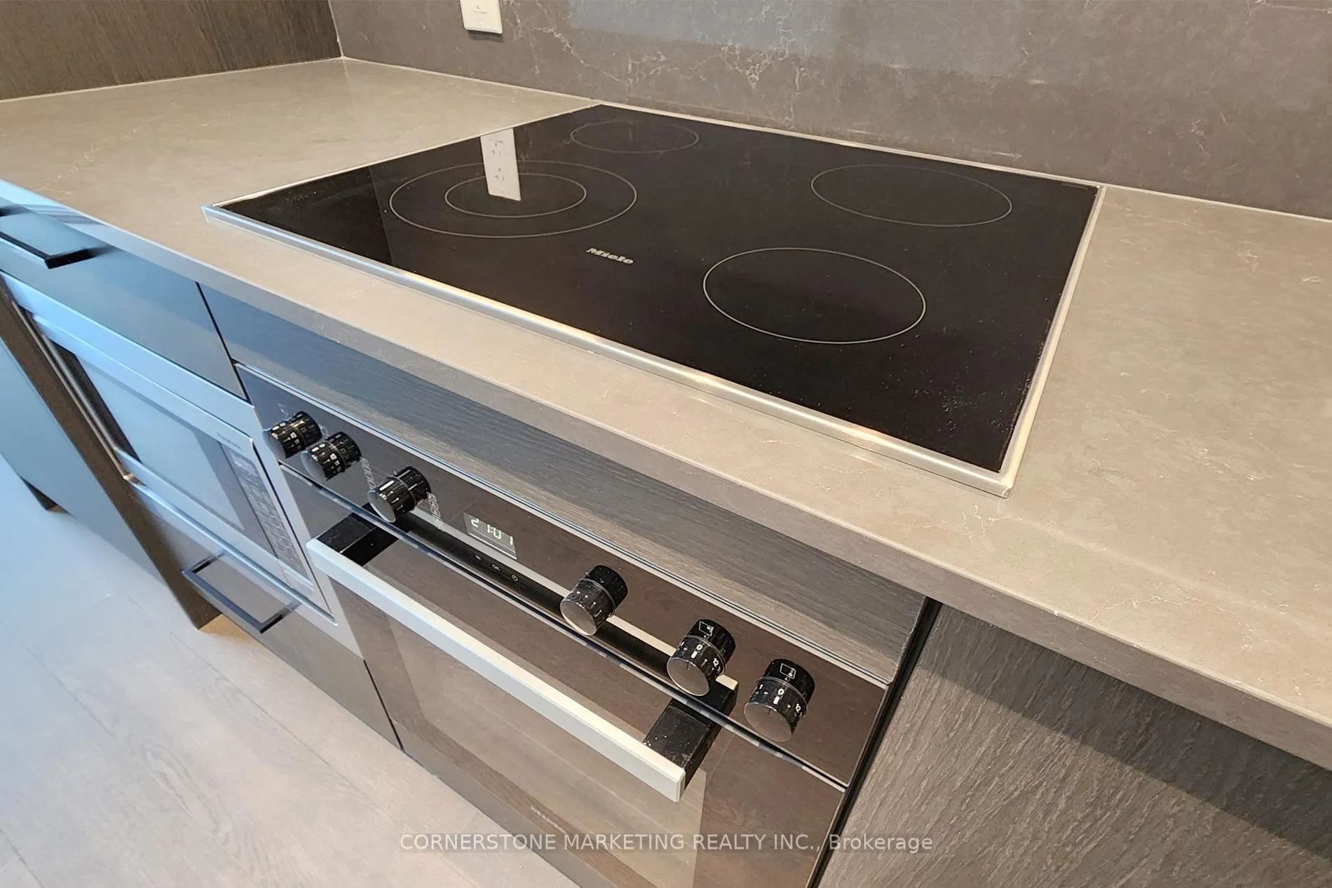 Photo 21 of Unit 512, 91 Montclair Avenue, Toronto, Forest Hill South — HOMEH
