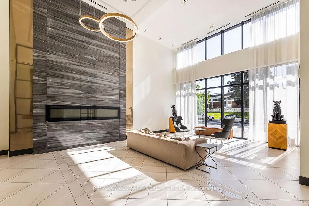 Photo 3 of Unit 801, 255 Bay Street, Ottawa, Ottawa Centre — HOMEH