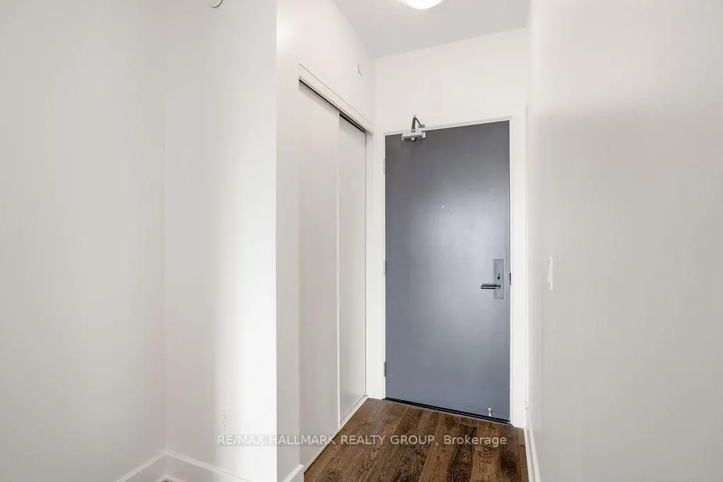 Photo 6 of Unit 801, 255 Bay Street, Ottawa, Ottawa Centre — HOMEH