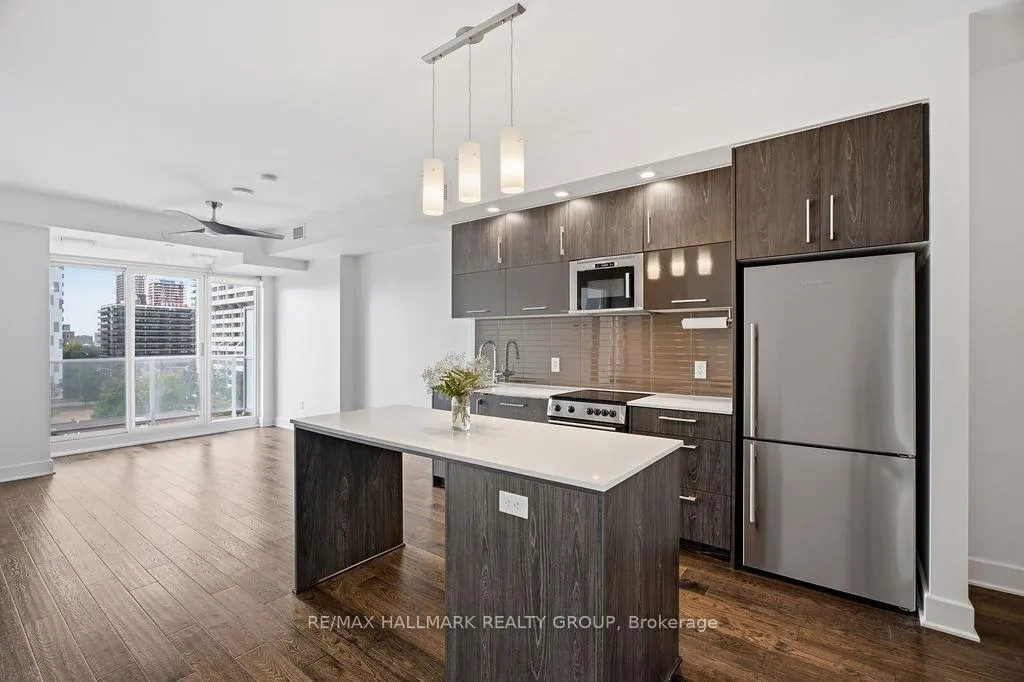 Photo 12 of Unit 801, 255 Bay Street, Ottawa, Ottawa Centre — HOMEH