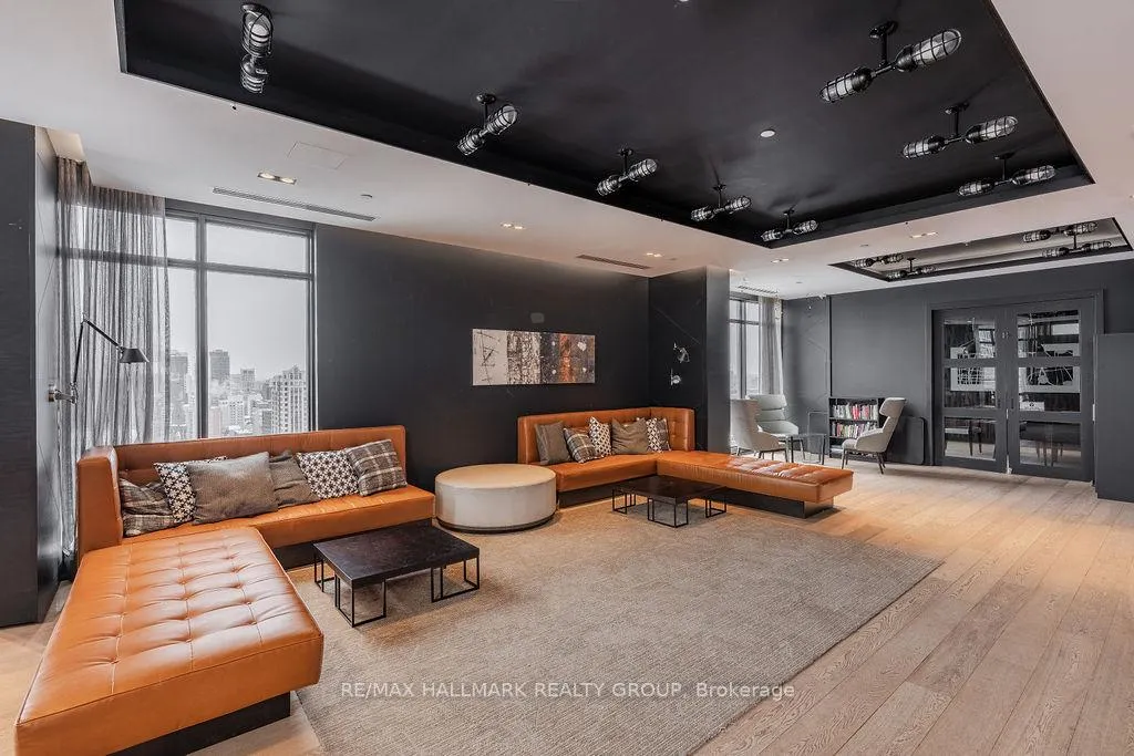 Photo 38 of Unit 801, 255 Bay Street, Ottawa, Ottawa Centre — HOMEH