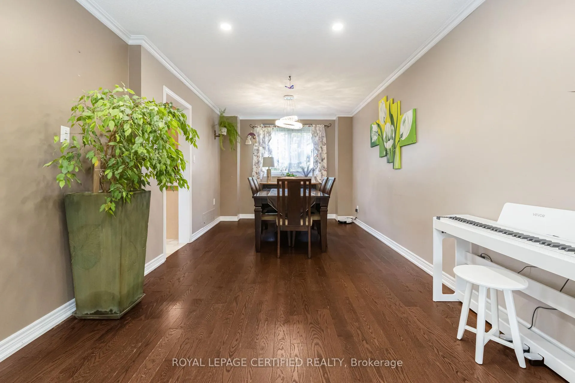 Photo 7 of 34 Braidwood Lake Road, Brampton, Heart Lake West — HOMEH