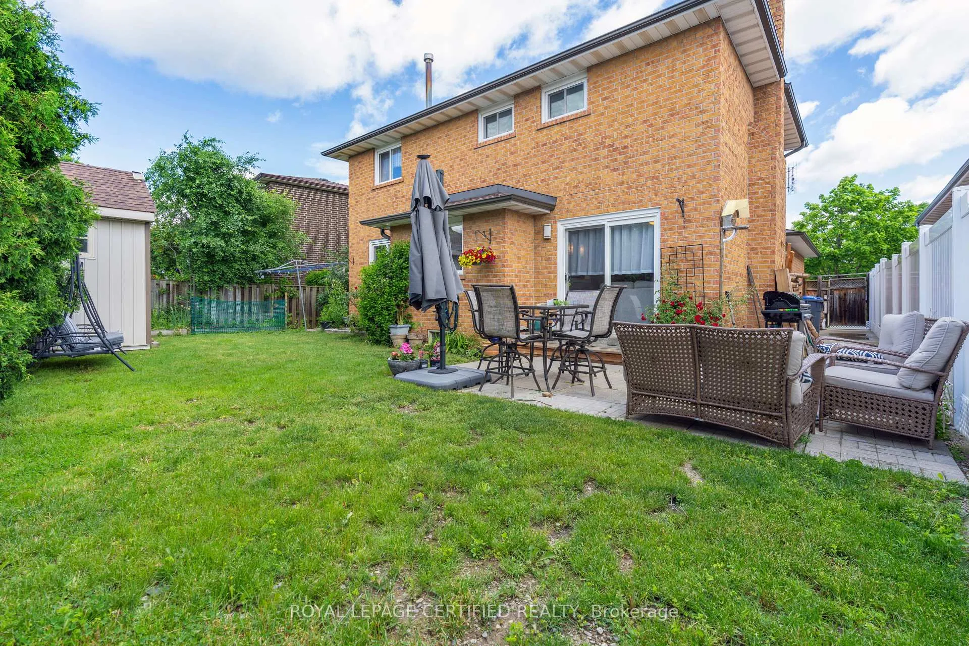 Photo 27 of 34 Braidwood Lake Road, Brampton, Heart Lake West — HOMEH