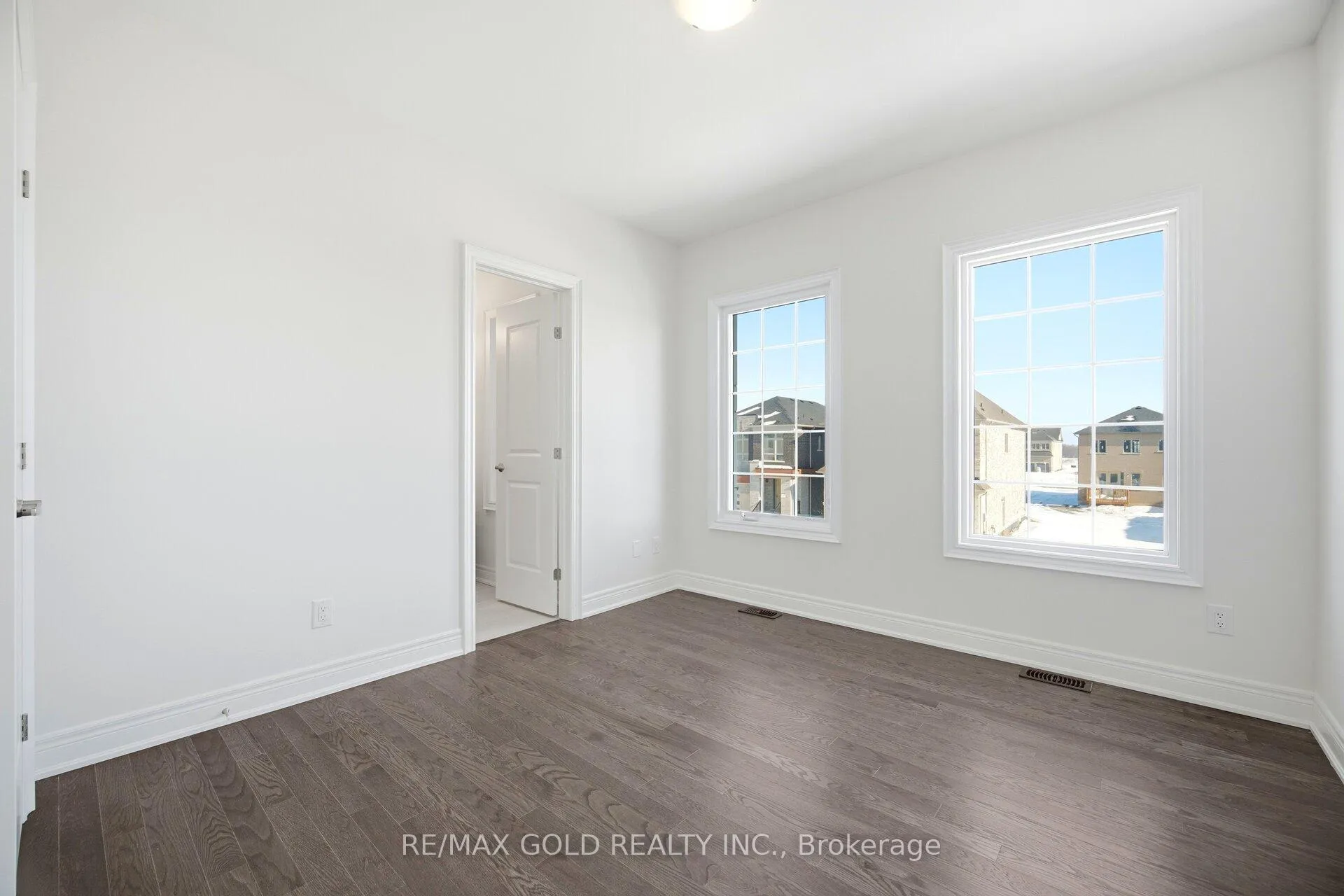 Photo 34 of 32 Addison Street, Caledon, Caledon East — HOMEH