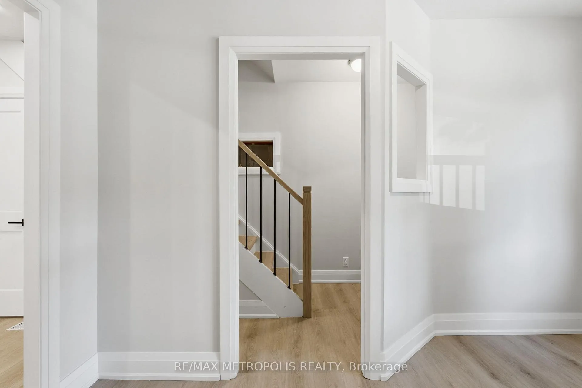 Photo 10 of 14 McRoberts Avenue, Toronto, Corso Italia-Davenport — HOMEH