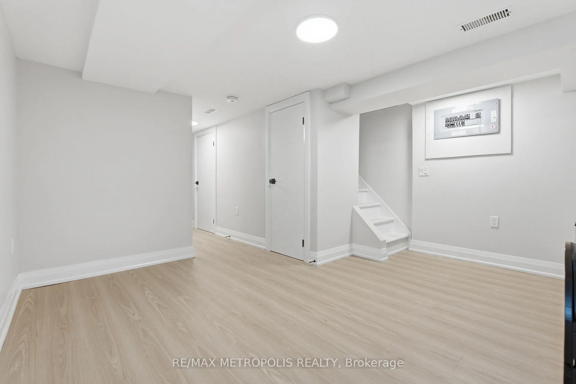 Photo 23 of 14 McRoberts Avenue, Toronto, Corso Italia-Davenport — HOMEH