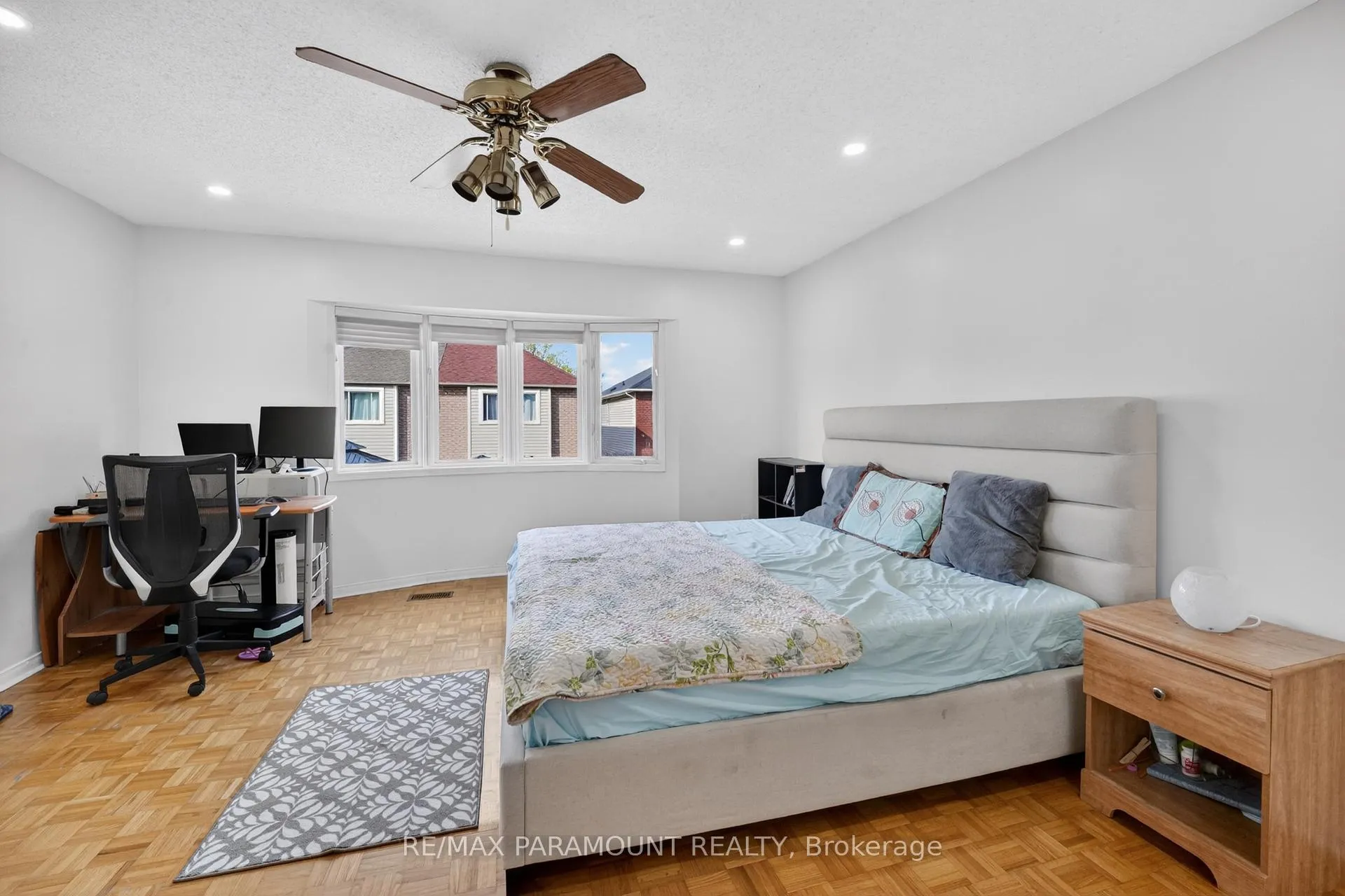 Photo 17 of 271 Pressed Brick Drive, Brampton, Brampton North — HOMEH