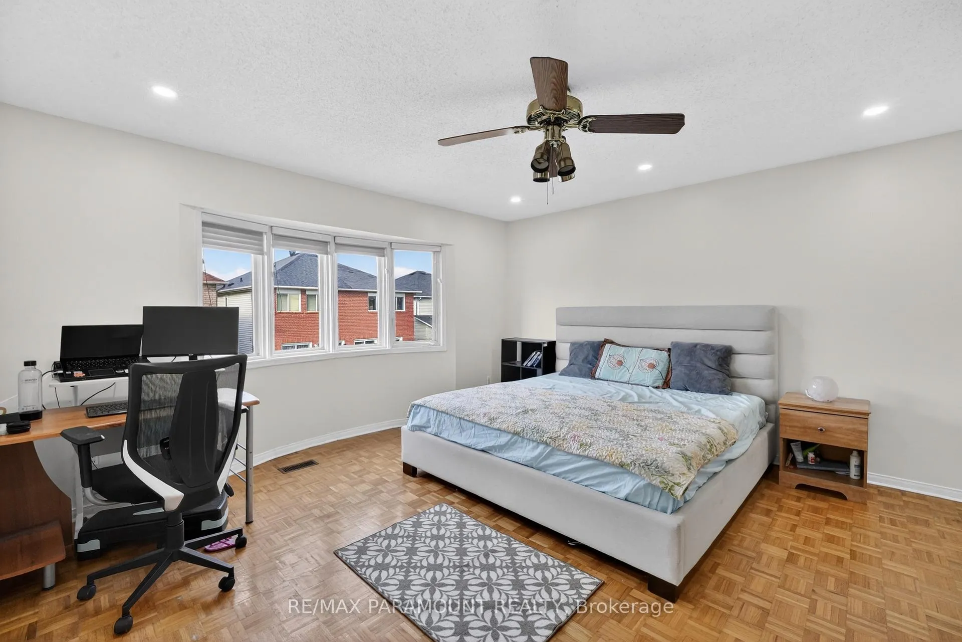 Photo 19 of 271 Pressed Brick Drive, Brampton, Brampton North — HOMEH