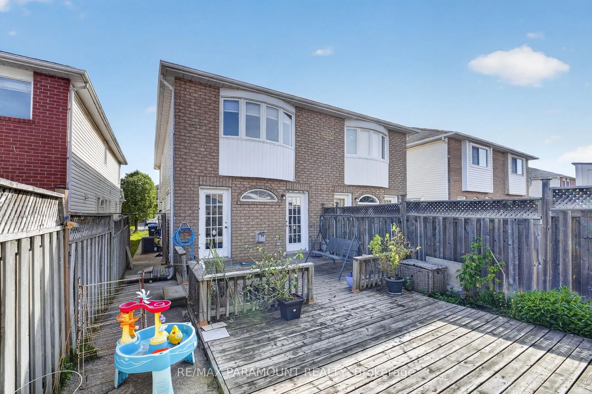 Photo 38 of 271 Pressed Brick Drive, Brampton, Brampton North — HOMEH