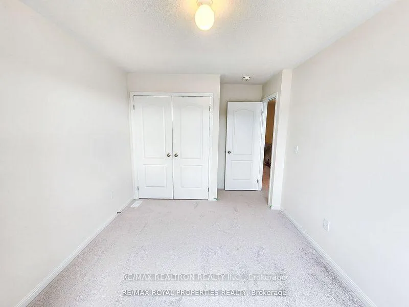 Photo 12 of 2541 Winter Words Drive, Oshawa, Windfields — HOMEH