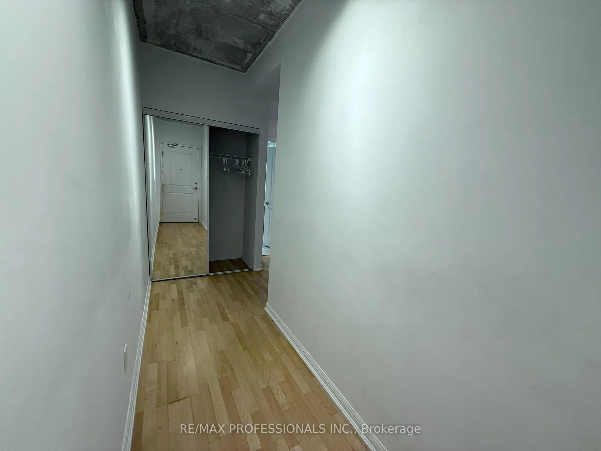Photo 16 of Unit 522, 628 Fleet Street, Toronto, Niagara — HOMEH