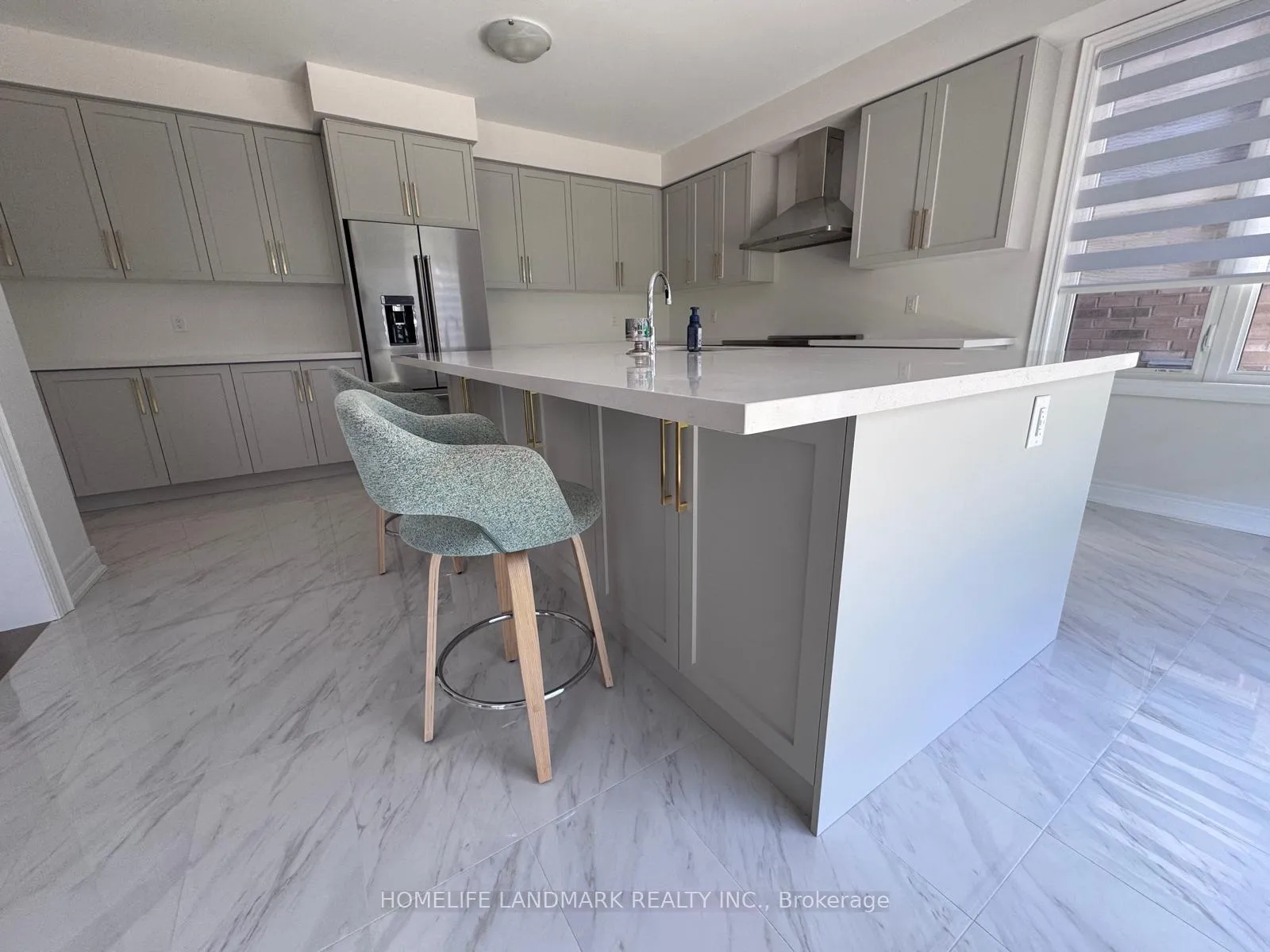 Photo 27 of 45 Father Muckle Avenue, Georgina, Keswick South — HOMEH