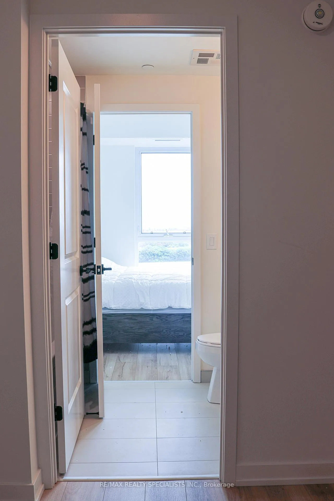 Photo 6 of Unit 514, 335 Wheat Boom Drive, Oakville, Joshua Meadows — HOMEH