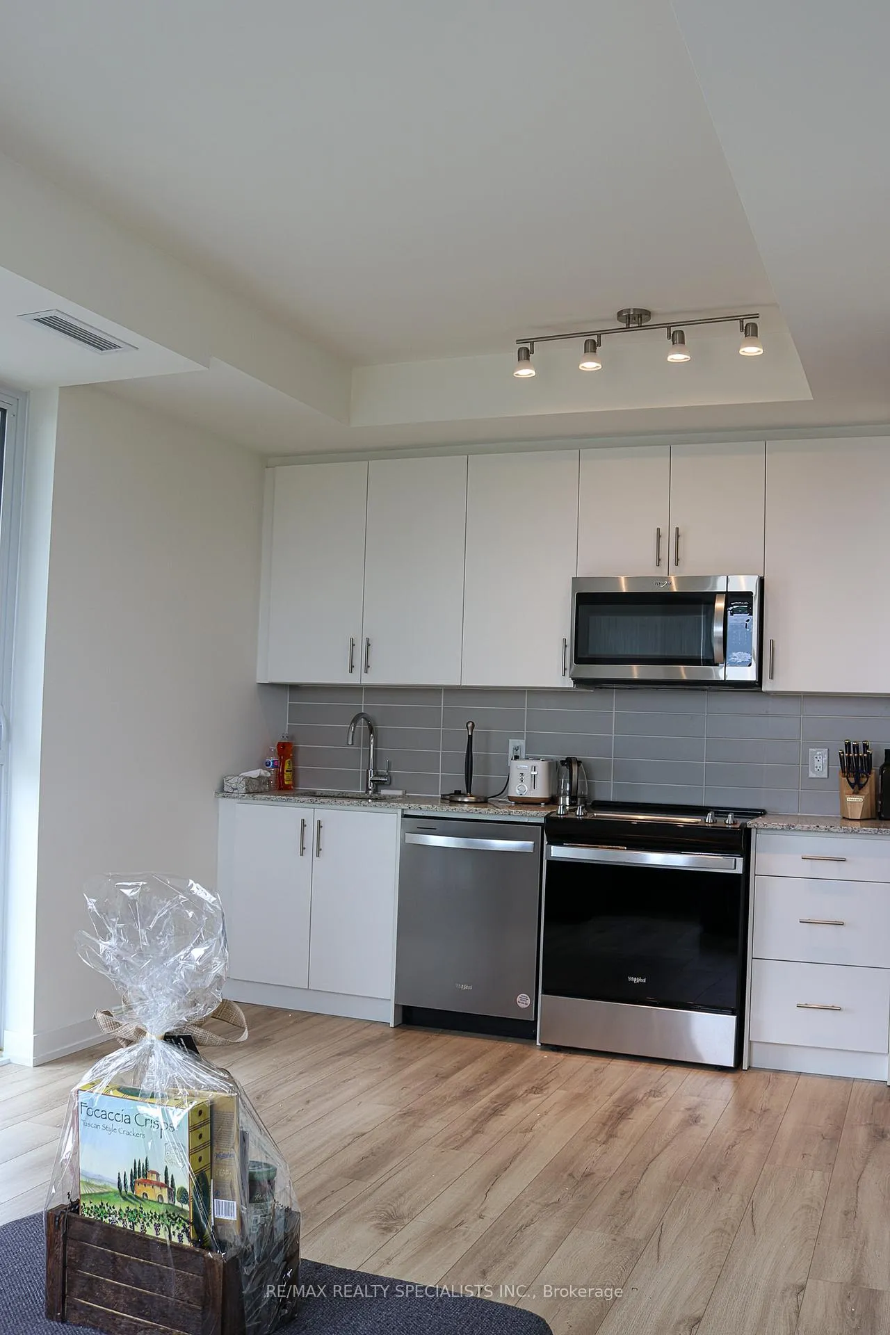 Photo 15 of Unit 514, 335 Wheat Boom Drive, Oakville, Joshua Meadows — HOMEH