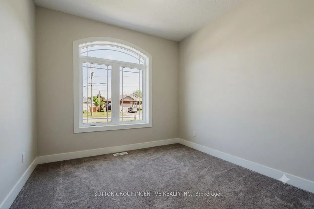 Photo 10 of 31 Bourgeois Beach Road, Tay, Victoria Harbour — HOMEH