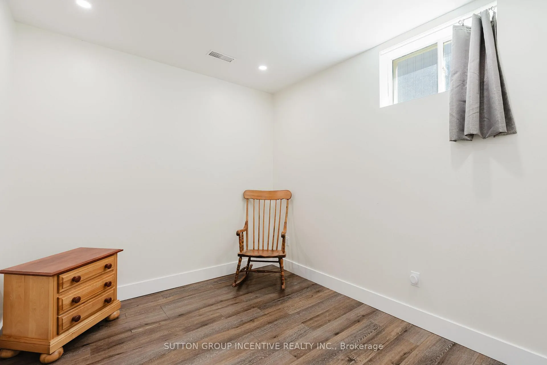 Photo 18 of 31 Bourgeois Beach Road, Tay, Victoria Harbour — HOMEH