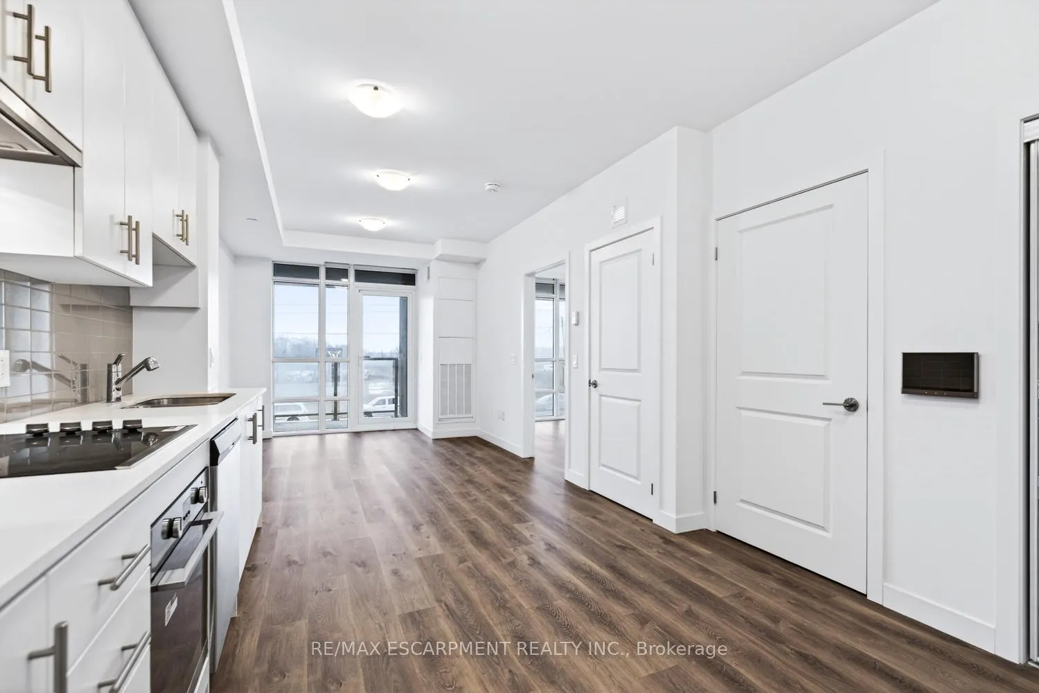 Photo 8 of Unit 220, 461 Green Road, Hamilton, Lakeshore — HOMEH