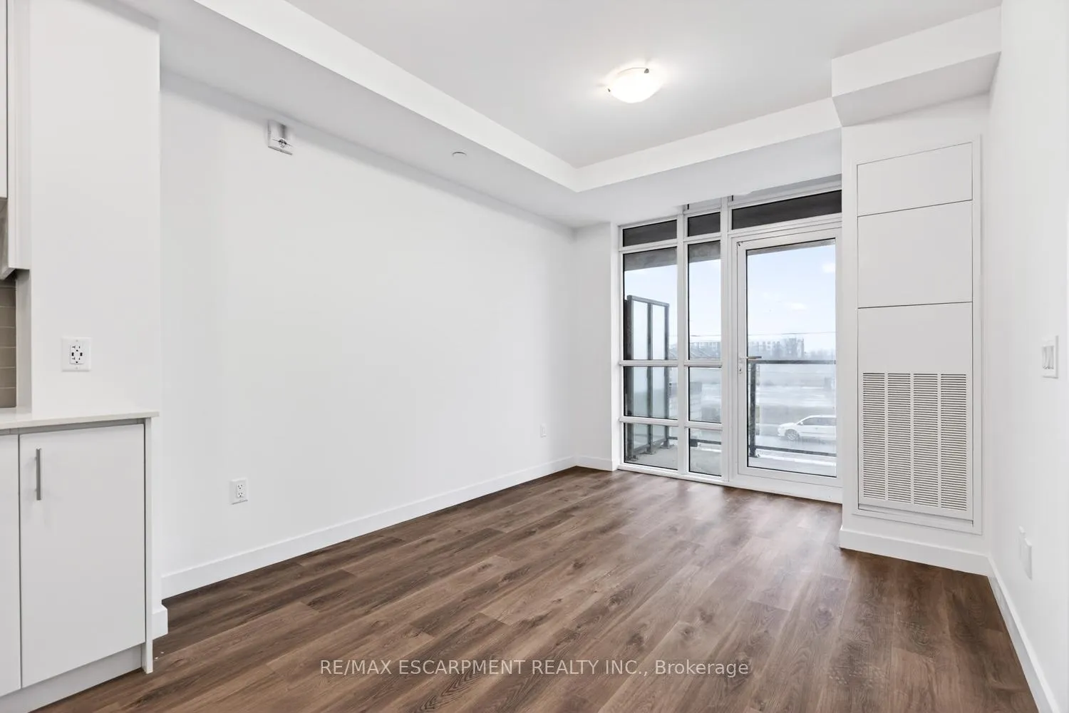 Photo 13 of Unit 220, 461 Green Road, Hamilton, Lakeshore — HOMEH