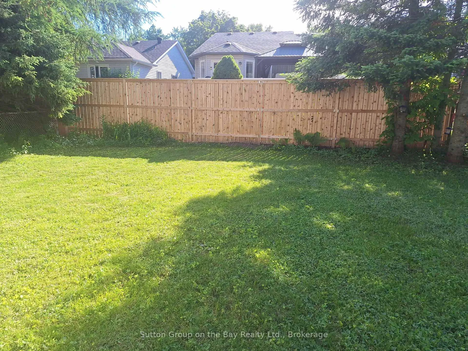 Photo 6 of 67 Fernbrook Drive, Wasaga Beach — HOMEH