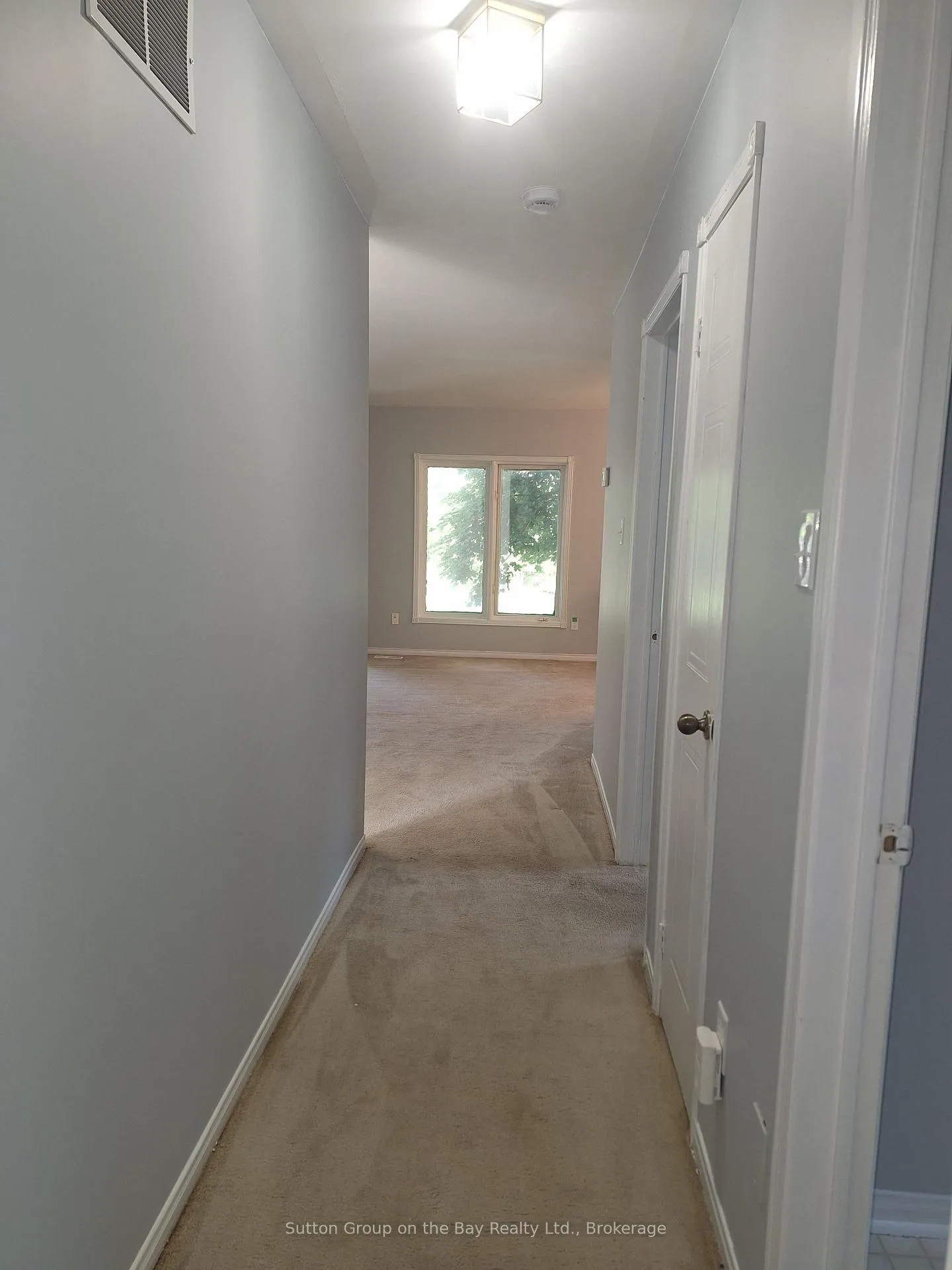 Photo 10 of 67 Fernbrook Drive, Wasaga Beach — HOMEH