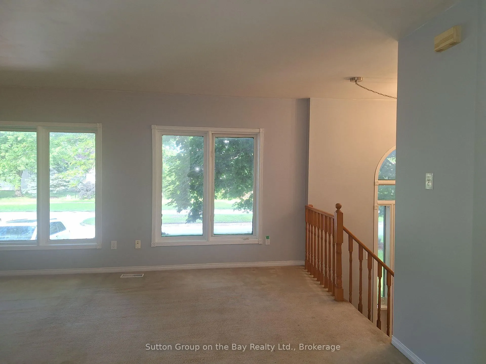 Photo 11 of 67 Fernbrook Drive, Wasaga Beach — HOMEH