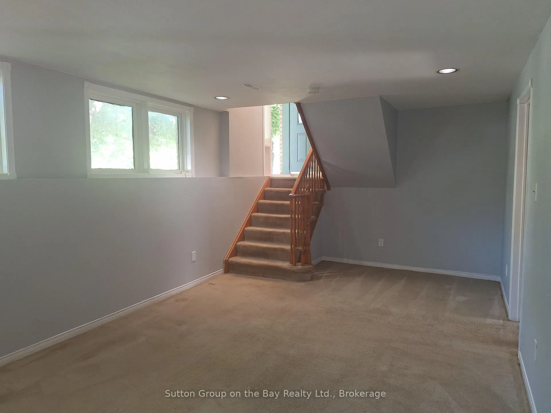 Photo 13 of 67 Fernbrook Drive, Wasaga Beach — HOMEH