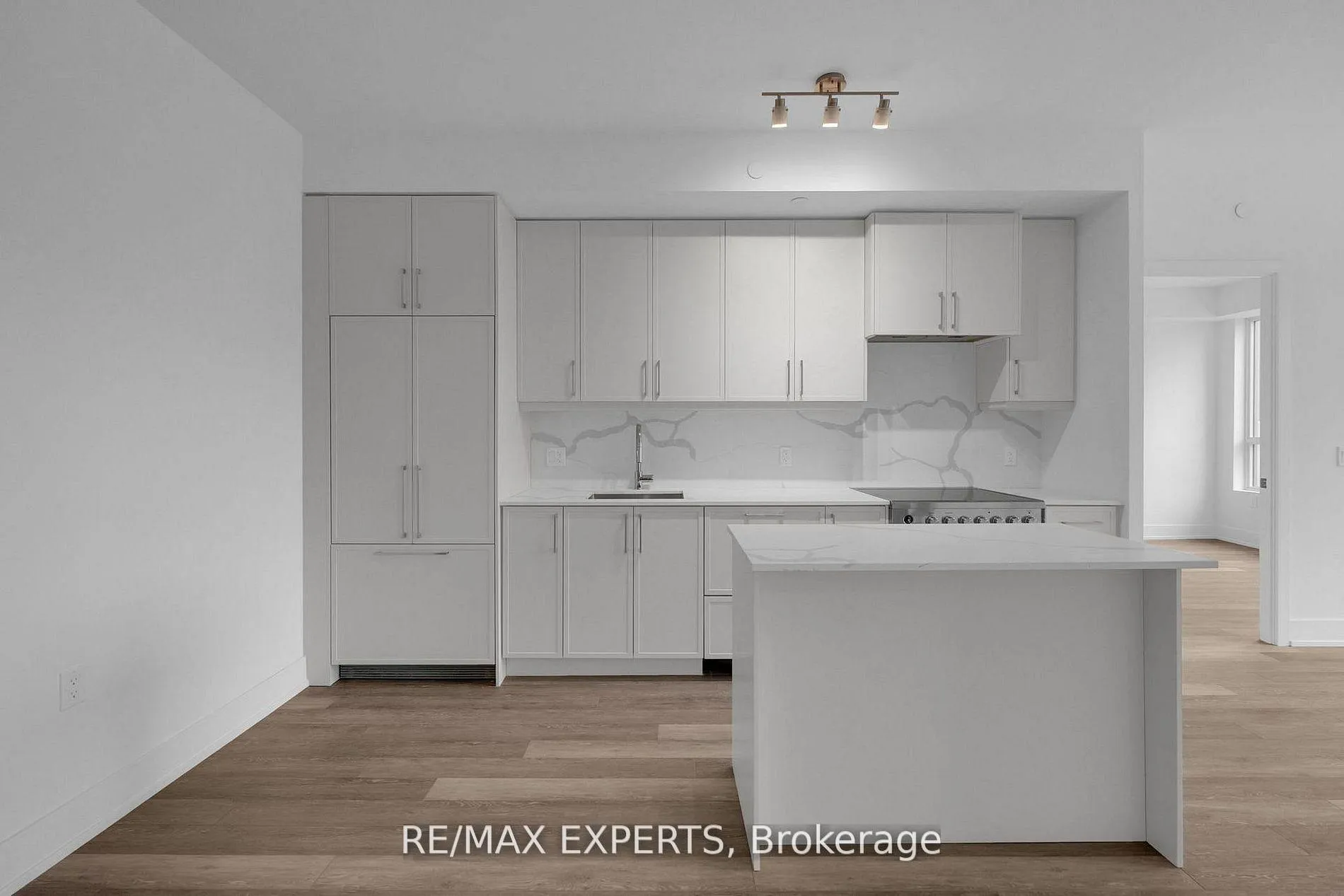 Photo 4 of Unit 203, 2075 King Road, King, King City — HOMEH