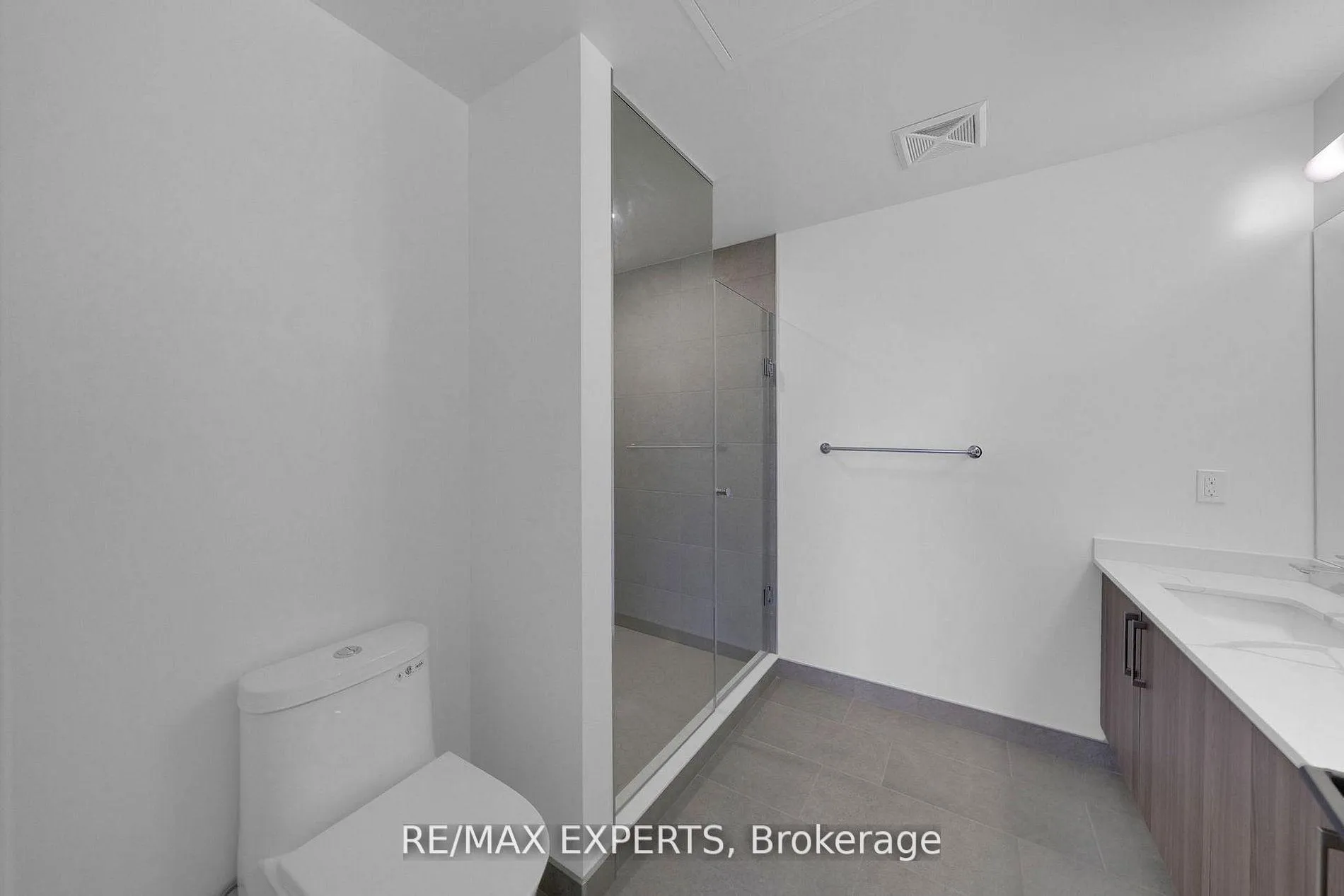 Photo 16 of Unit 203, 2075 King Road, King, King City — HOMEH