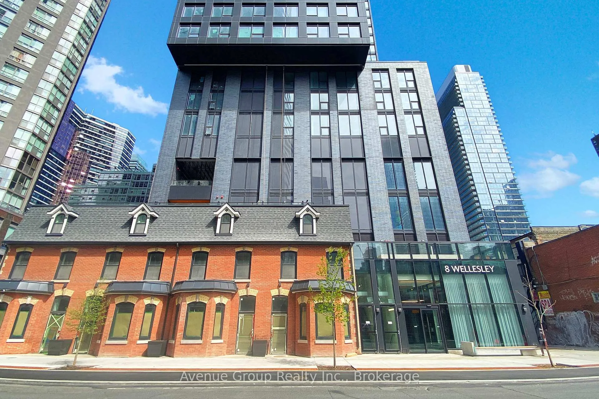 Photo 2 of Unit 708, 8 Wellesley Street W, Toronto, Bay Street Corridor — HOMEH