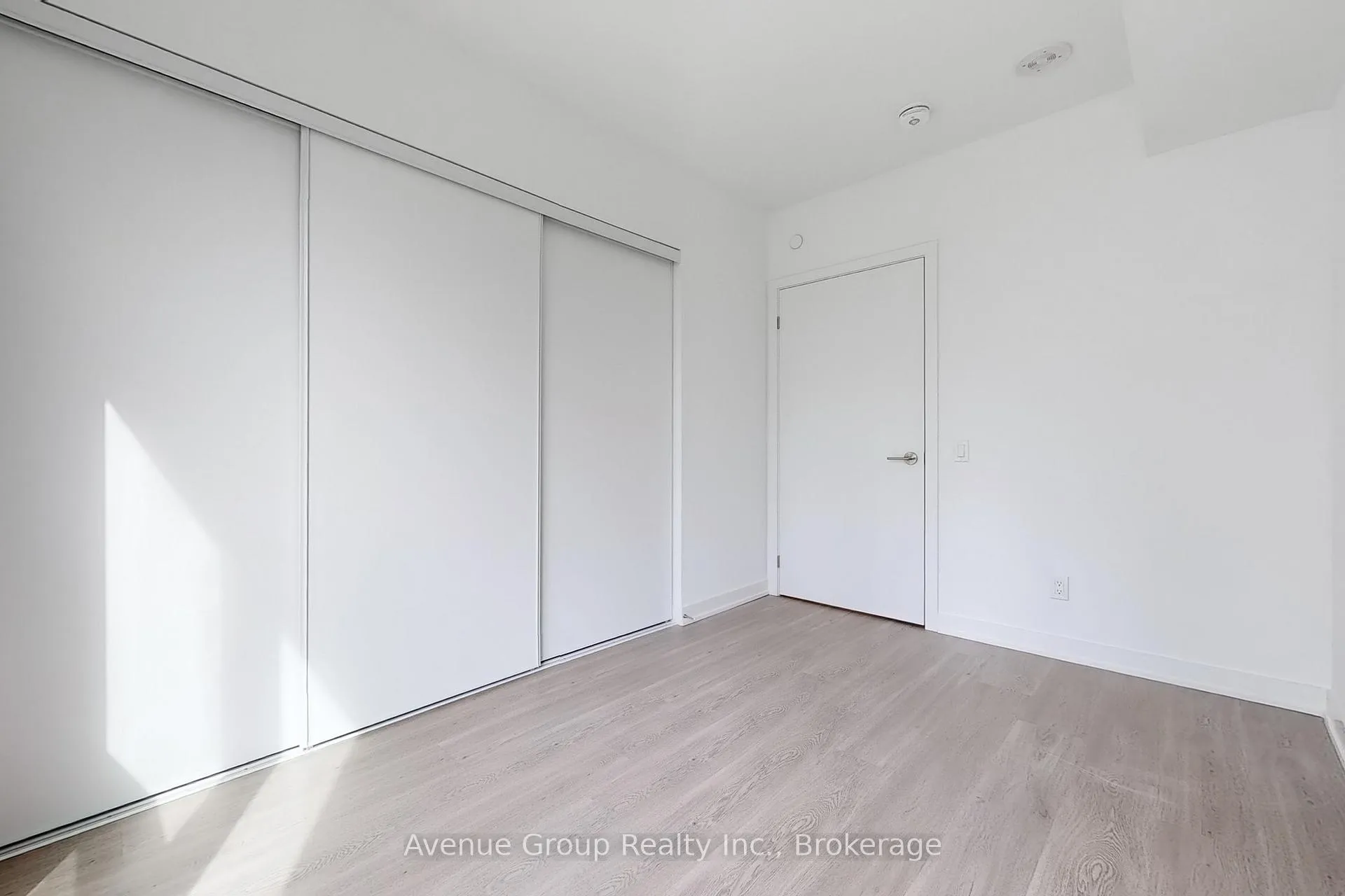 Photo 22 of Unit 708, 8 Wellesley Street W, Toronto, Bay Street Corridor — HOMEH