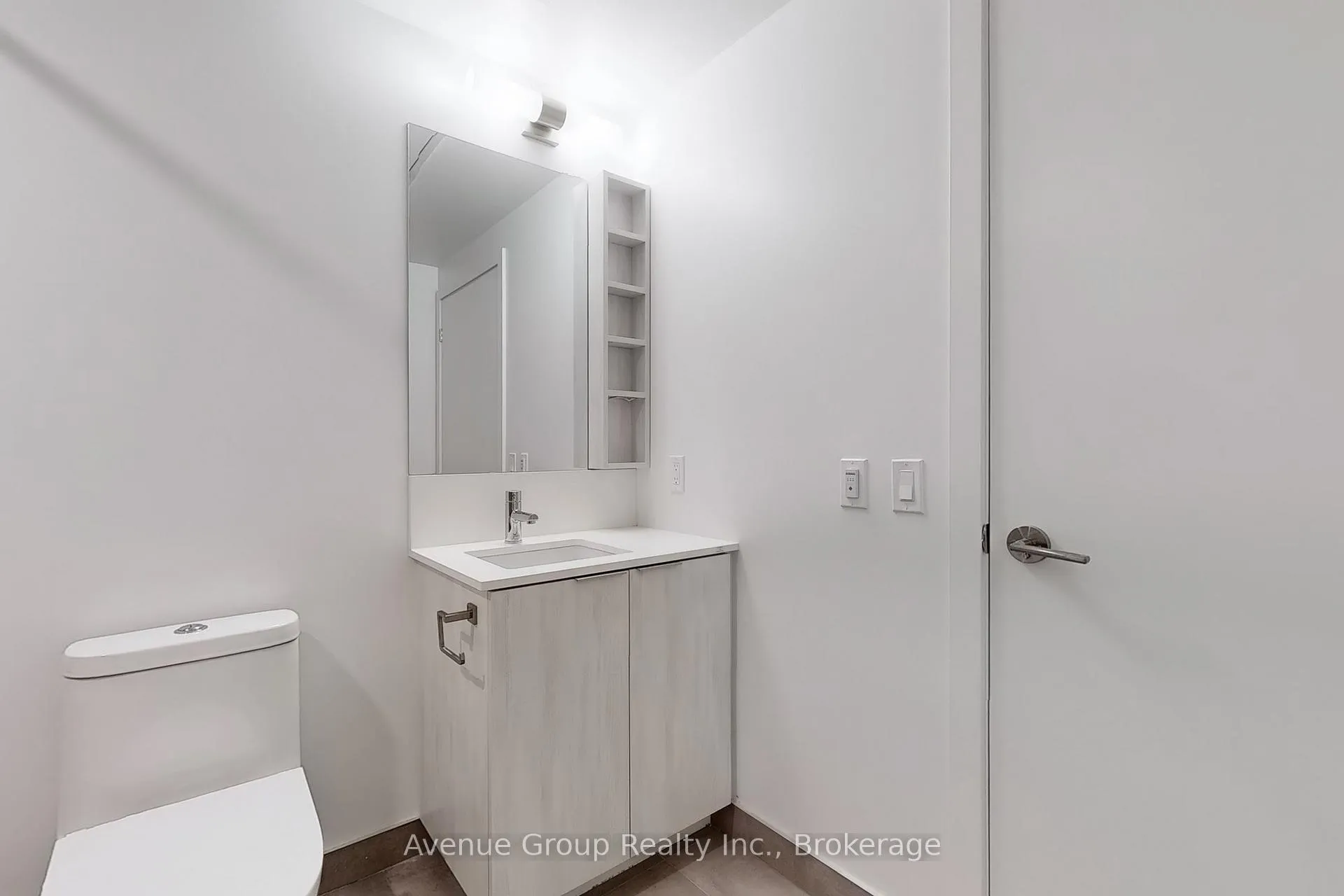 Photo 26 of Unit 708, 8 Wellesley Street W, Toronto, Bay Street Corridor — HOMEH