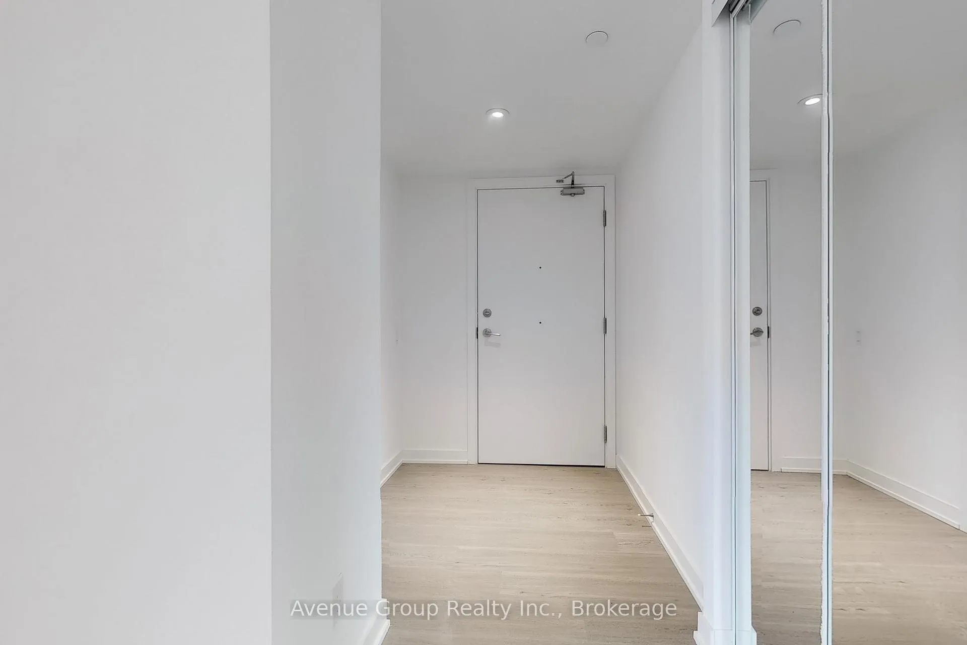 Photo 28 of Unit 708, 8 Wellesley Street W, Toronto, Bay Street Corridor — HOMEH