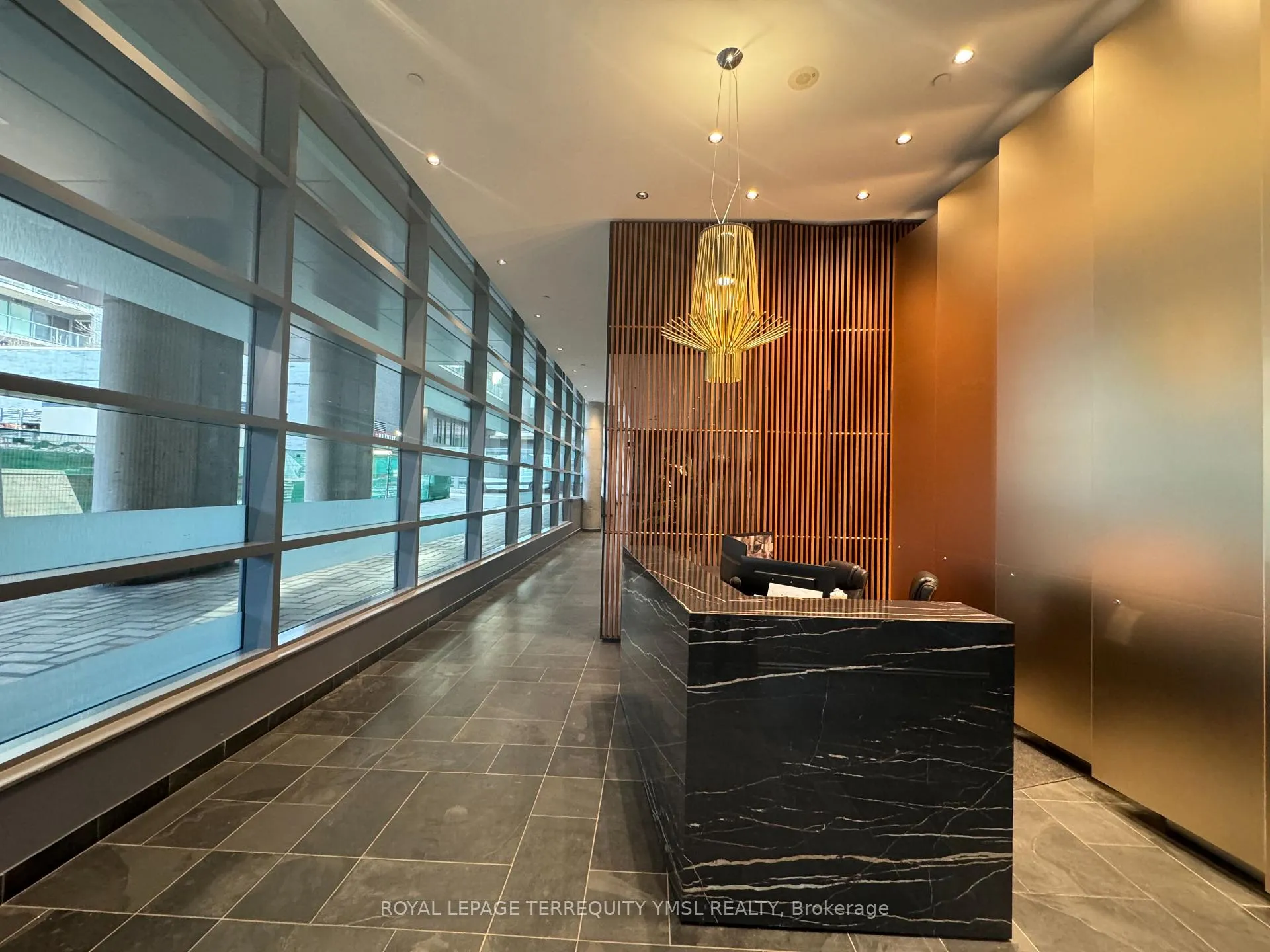 Photo 4 of Unit 202, 650 King Street W, Toronto, Waterfront Communities — HOMEH