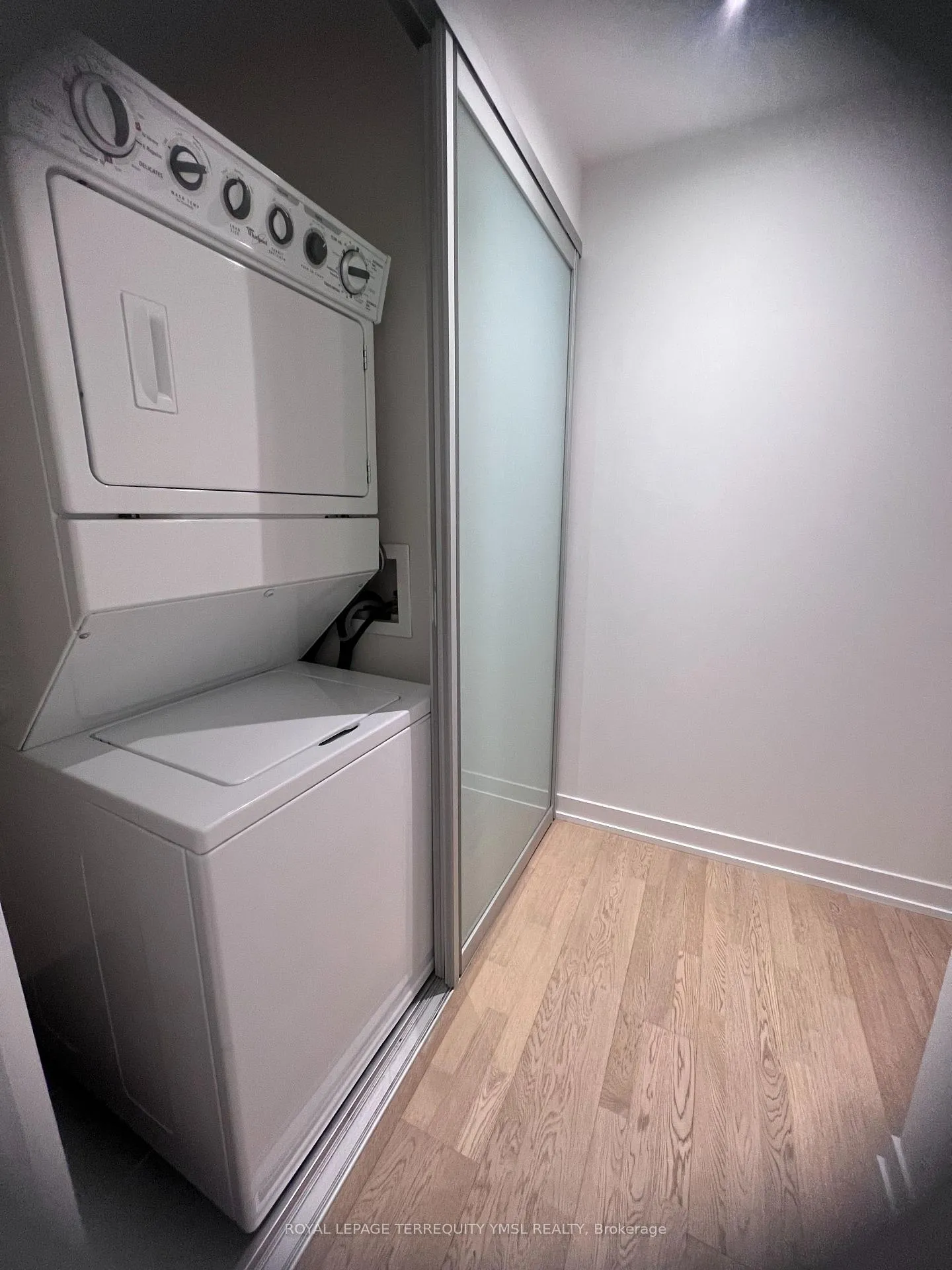 Photo 10 of Unit 202, 650 King Street W, Toronto, Waterfront Communities — HOMEH