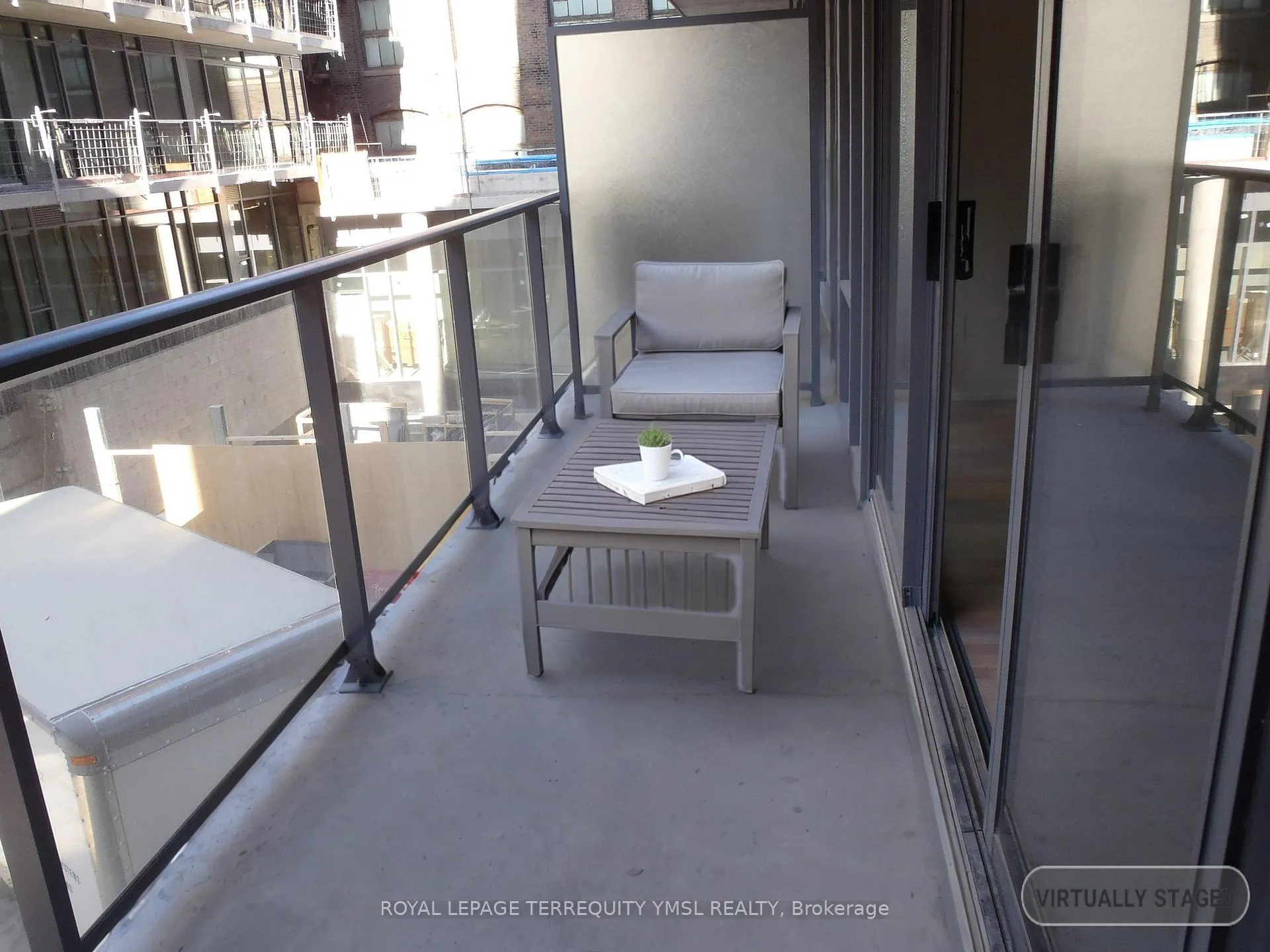 Photo 12 of Unit 202, 650 King Street W, Toronto, Waterfront Communities — HOMEH