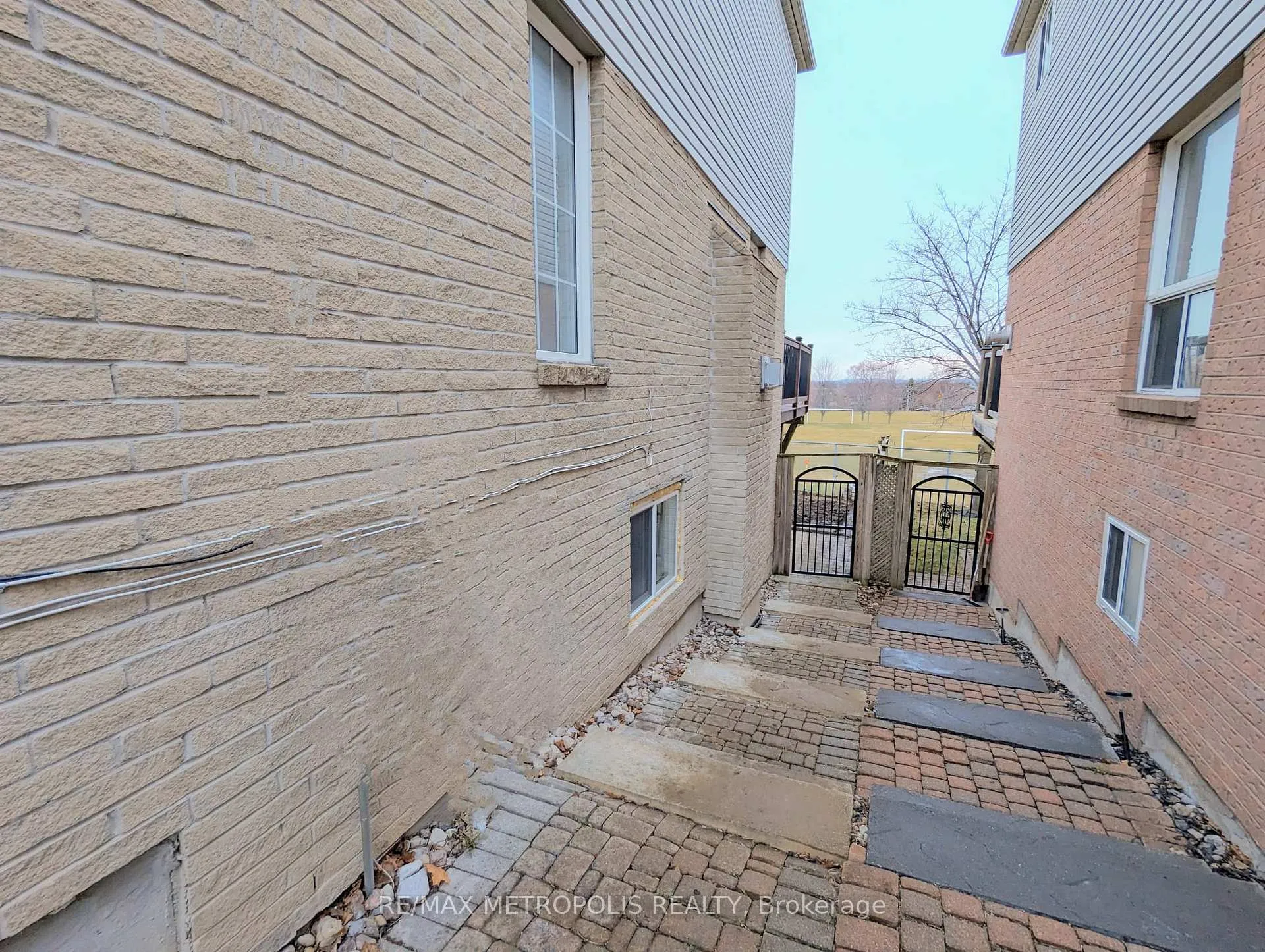 Photo 3 of Unit Bsmt, 102 Hibbard Drive, Ajax, Central — HOMEH