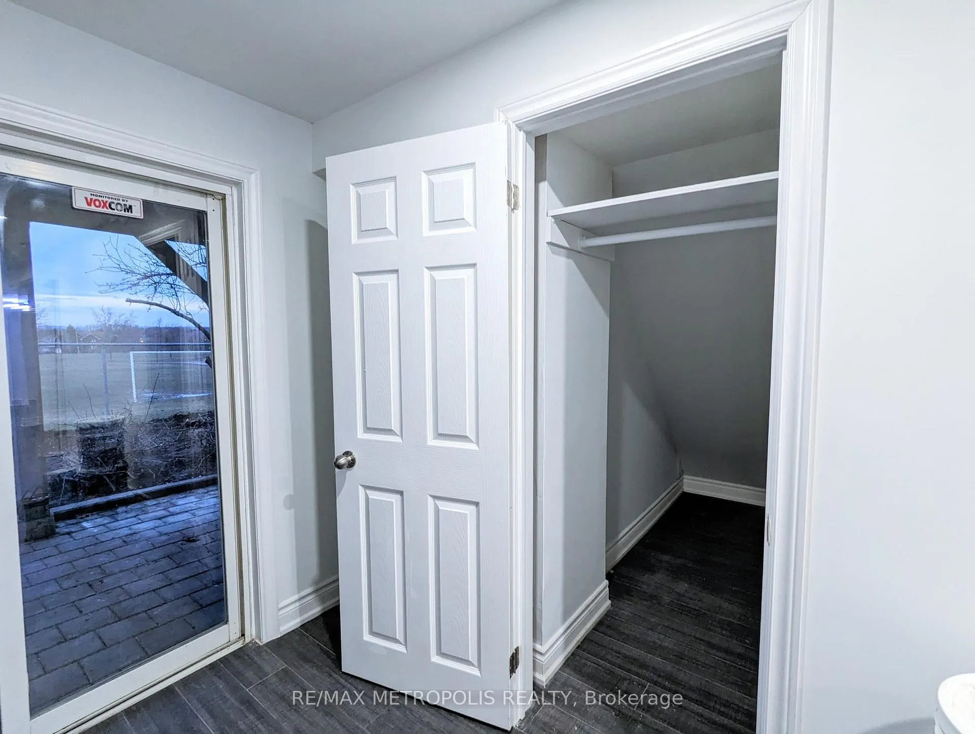 Photo 8 of Unit Bsmt, 102 Hibbard Drive, Ajax, Central — HOMEH