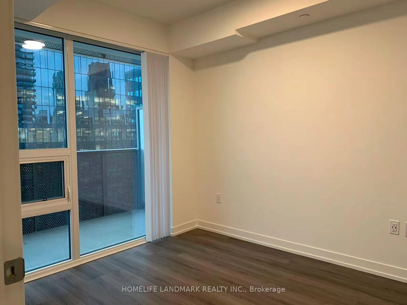 Photo 8 of Unit 2008, 138 Downes Street, Toronto, Waterfront Communities — HOMEH