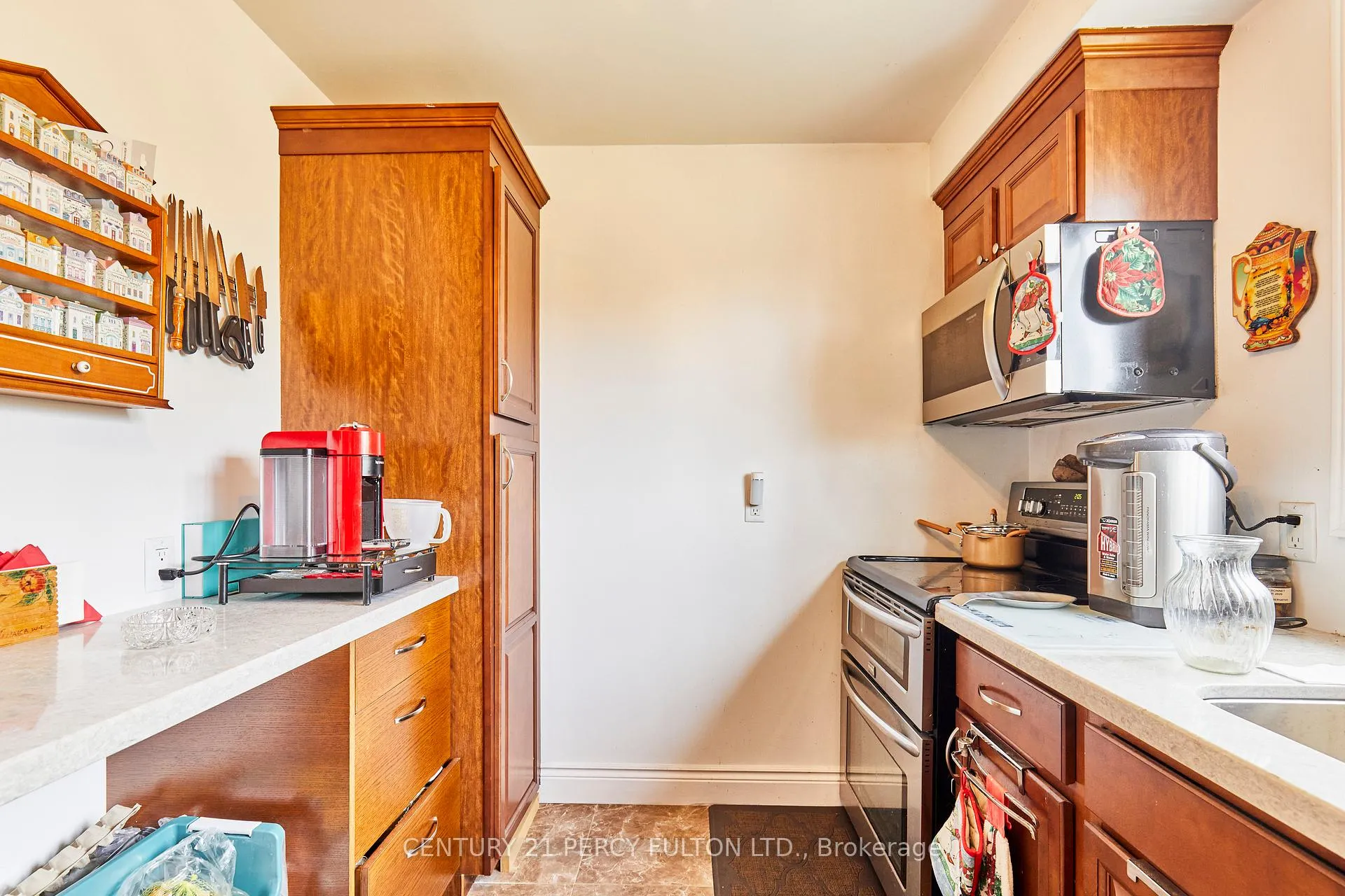 Photo 10 of 1349 Somerville Street N, Oshawa, Taunton — HOMEH