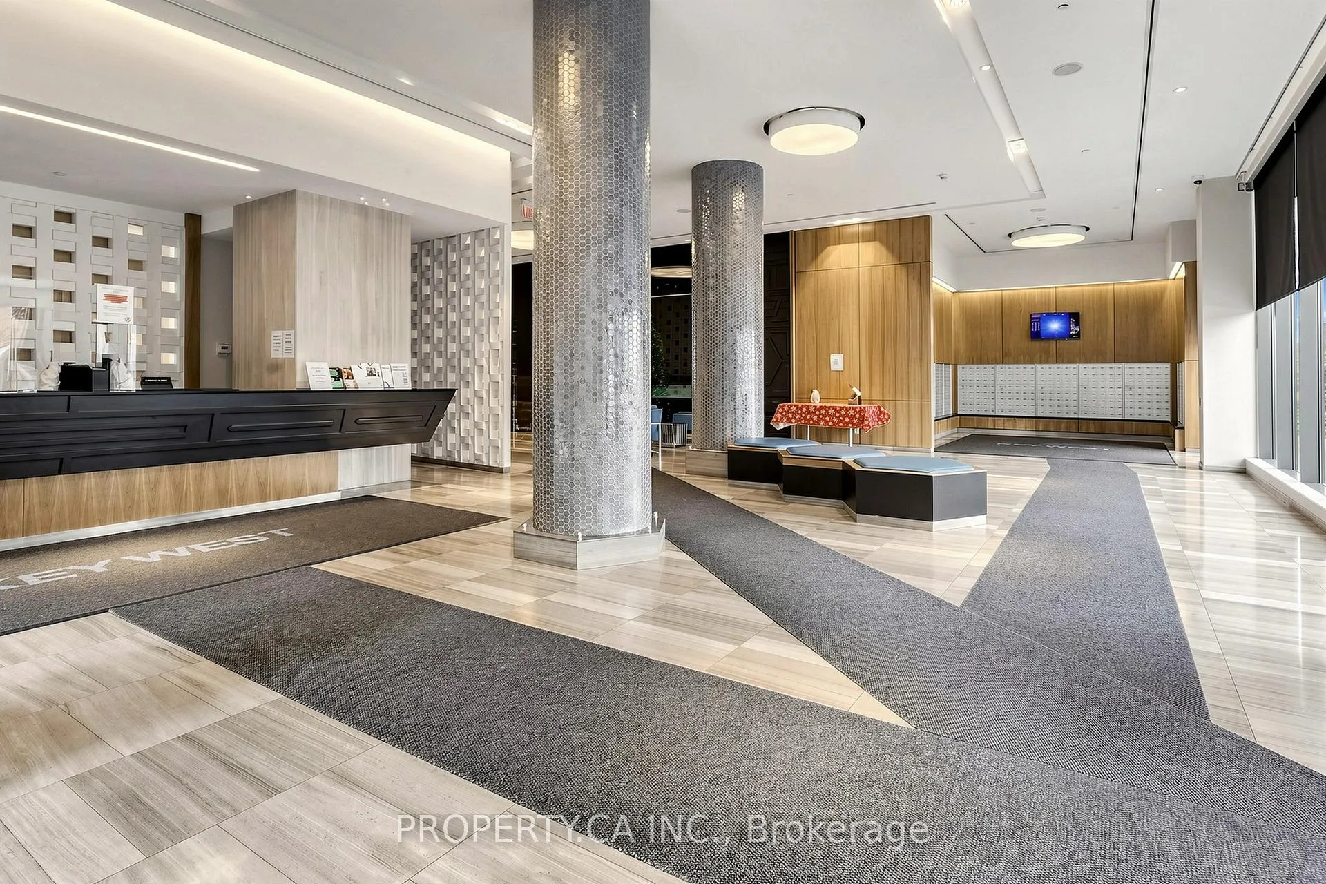Photo 2 of Unit 2203, 36 Park Lawn Road, Etobicoke, Mimico — HOMEH
