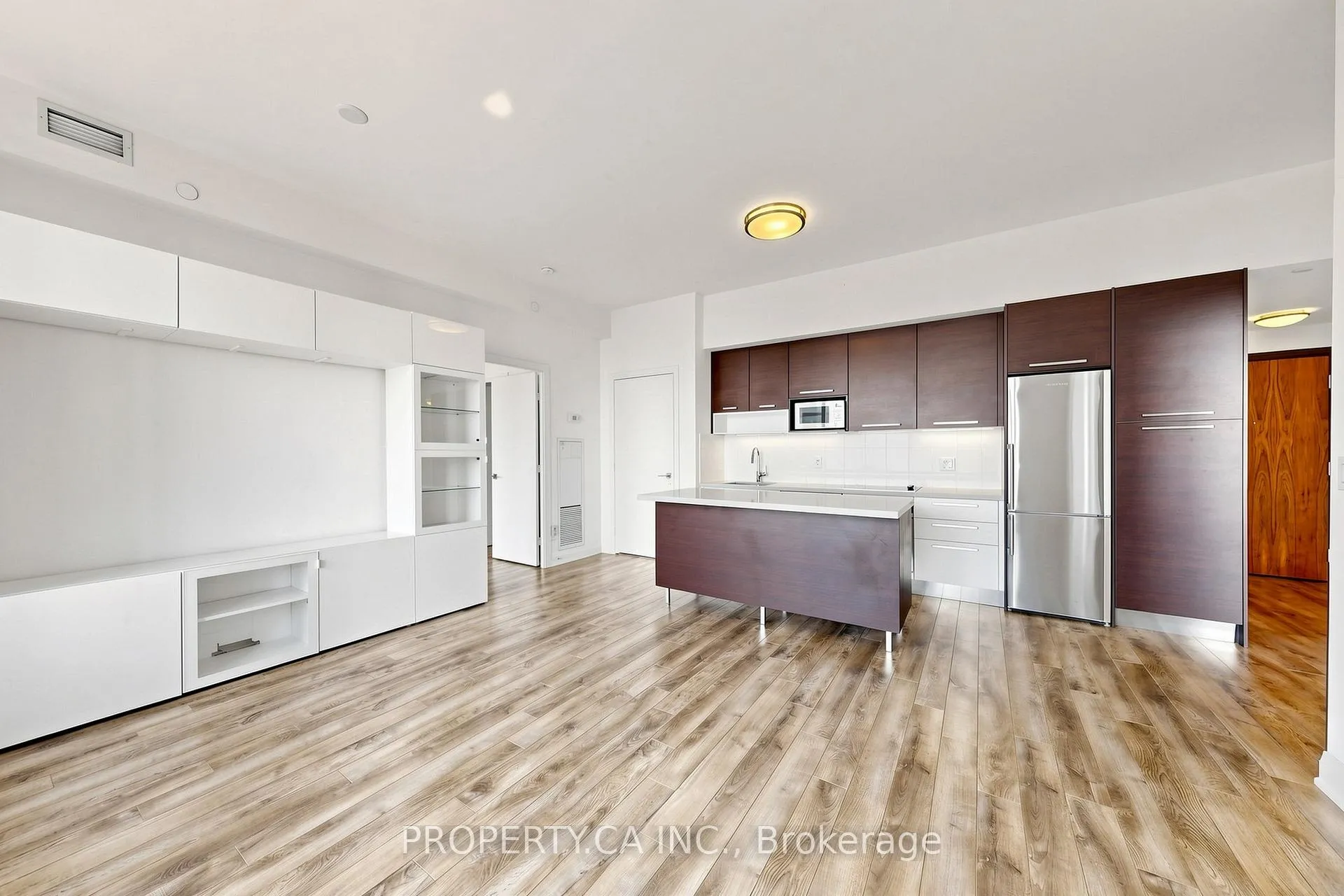 Photo 7 of Unit 2203, 36 Park Lawn Road, Etobicoke, Mimico — HOMEH